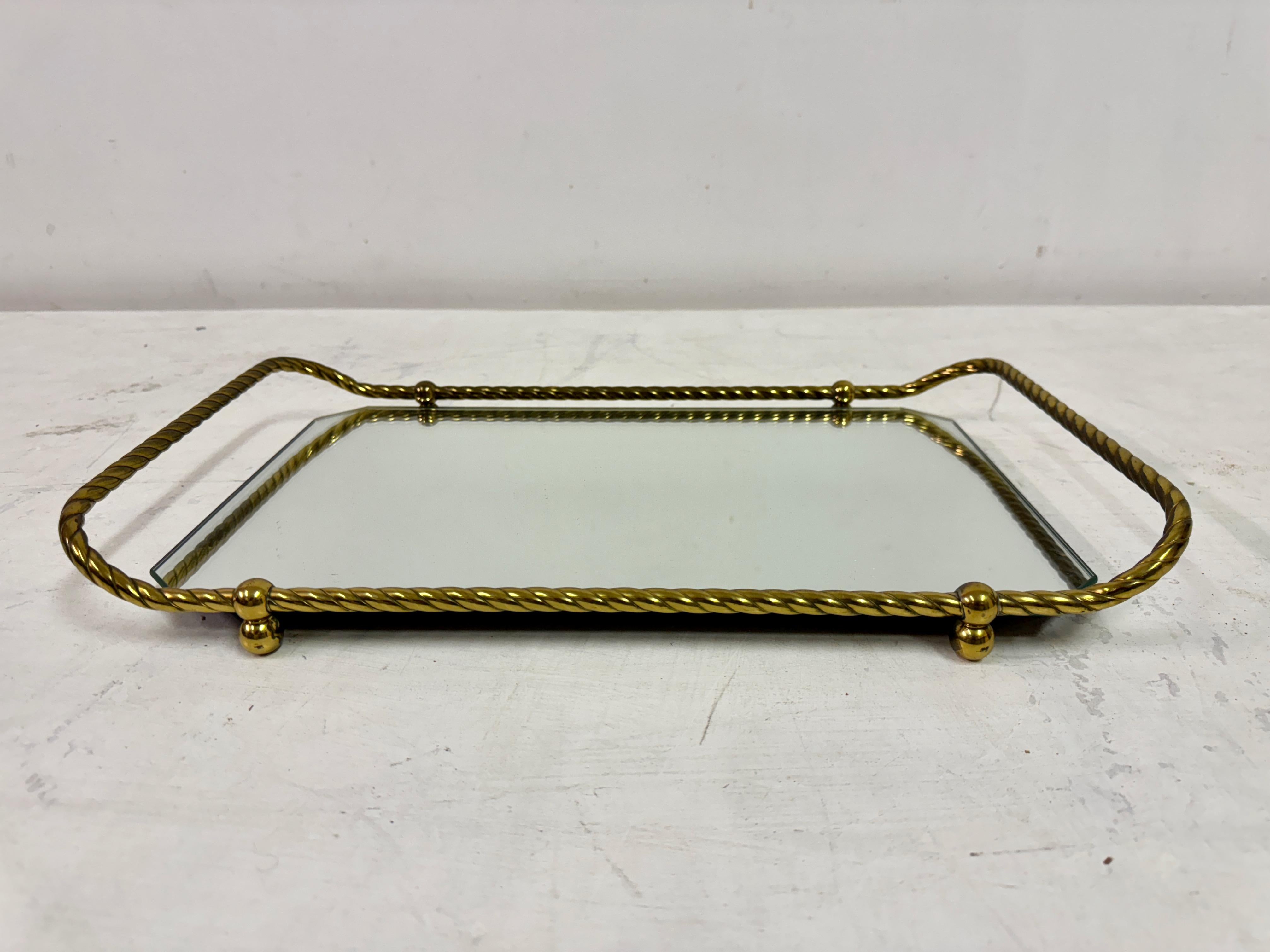 Vintage Italian Brass Tray With Mirrored Glass In Good Condition For Sale In London, London