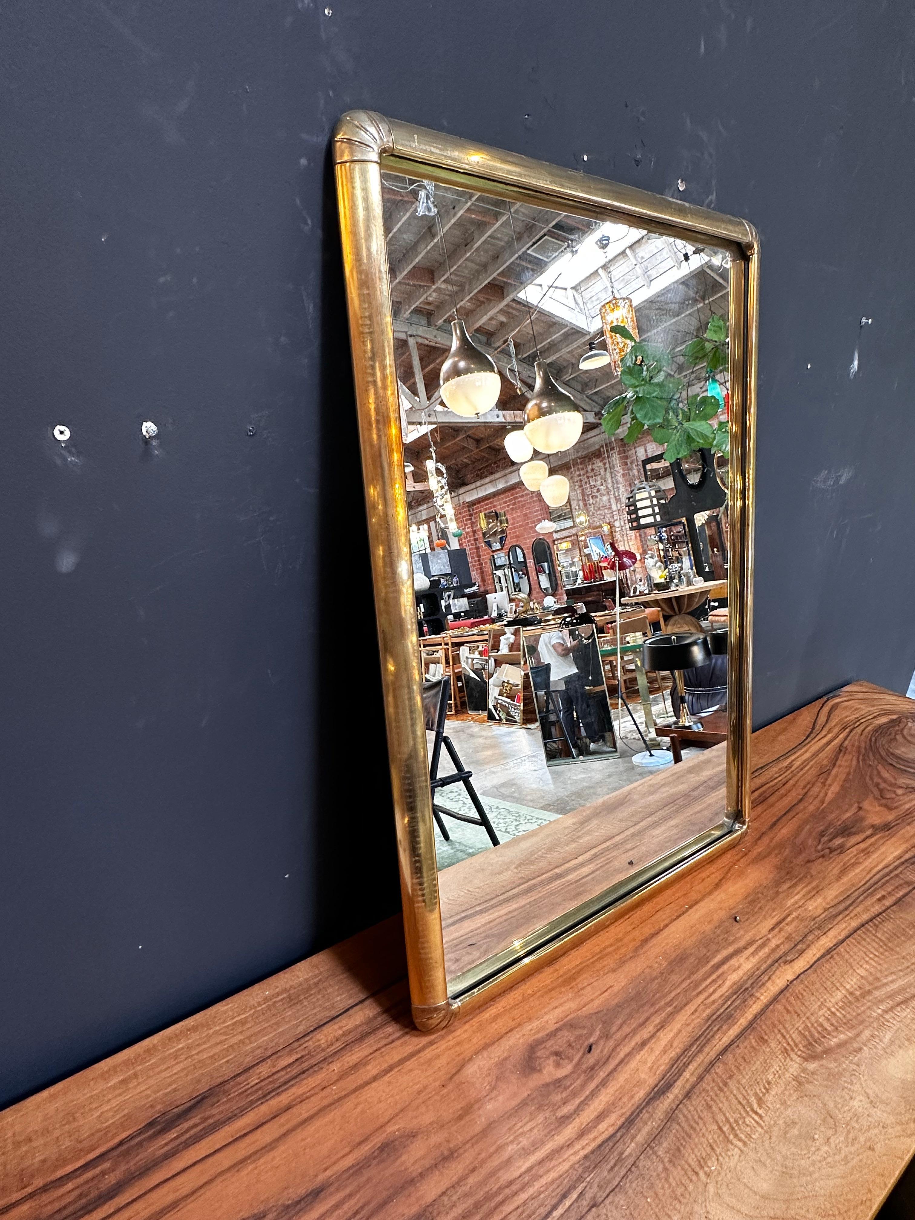 Vintage Italian Brass Wall Mirror 1980s In Good Condition For Sale In Los Angeles, CA