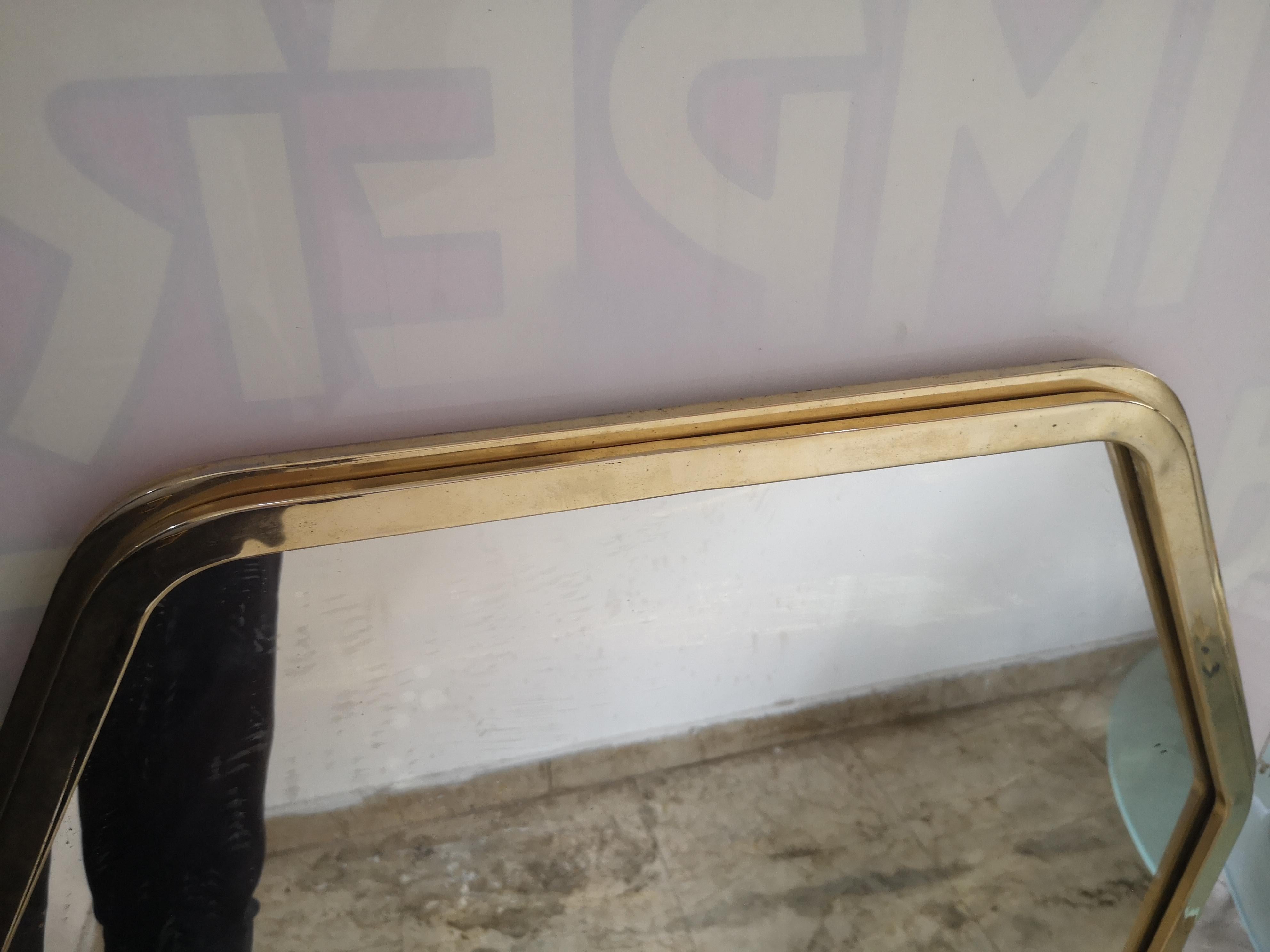 Late 20th Century Vintage Italian brass wall mirror from the 80s For Sale