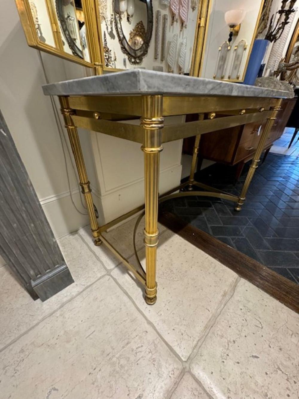 Italienischer Waschtisch aus Bronze und Marmor im Vintage-Stil im Zustand „Gut“ in Dallas, TX