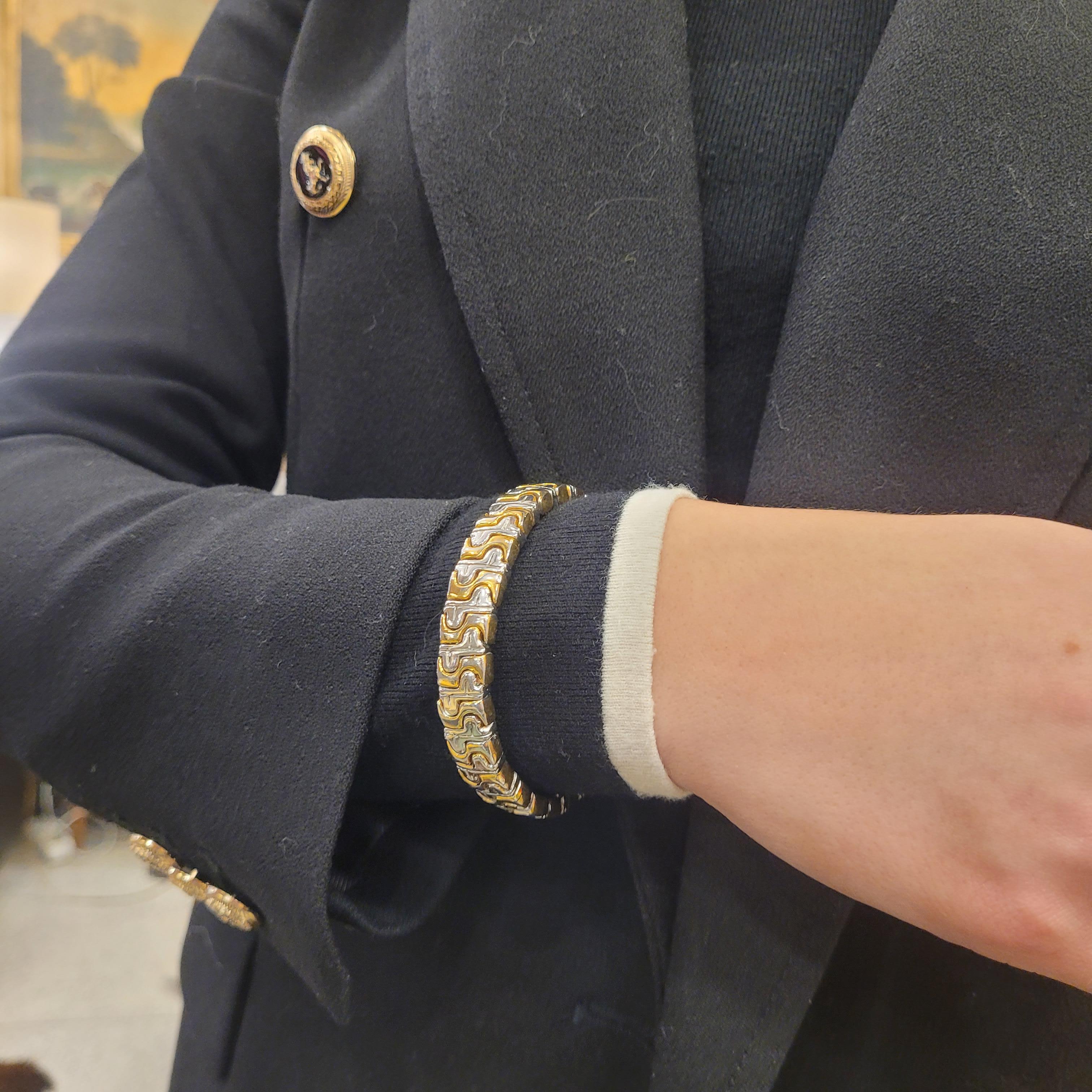 Women's or Men's Vintage Italian Bulgari style bracelet / bangle, silver and gold links