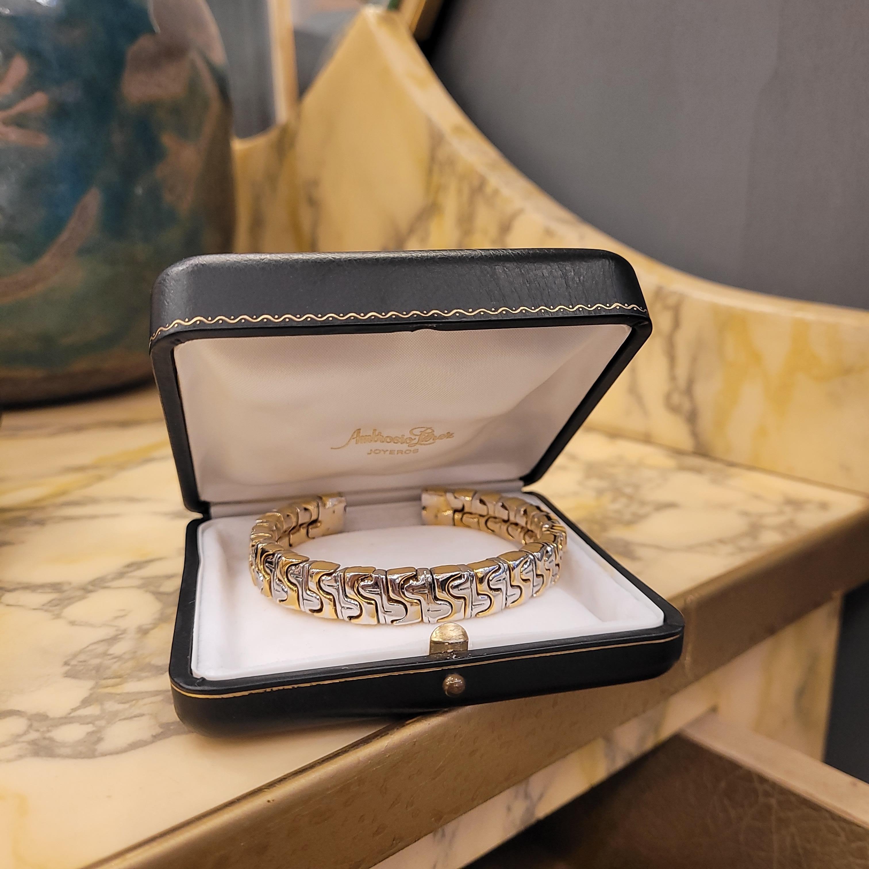 Vintage Italian Bulgari style bracelet / bangle, silver and gold links 1