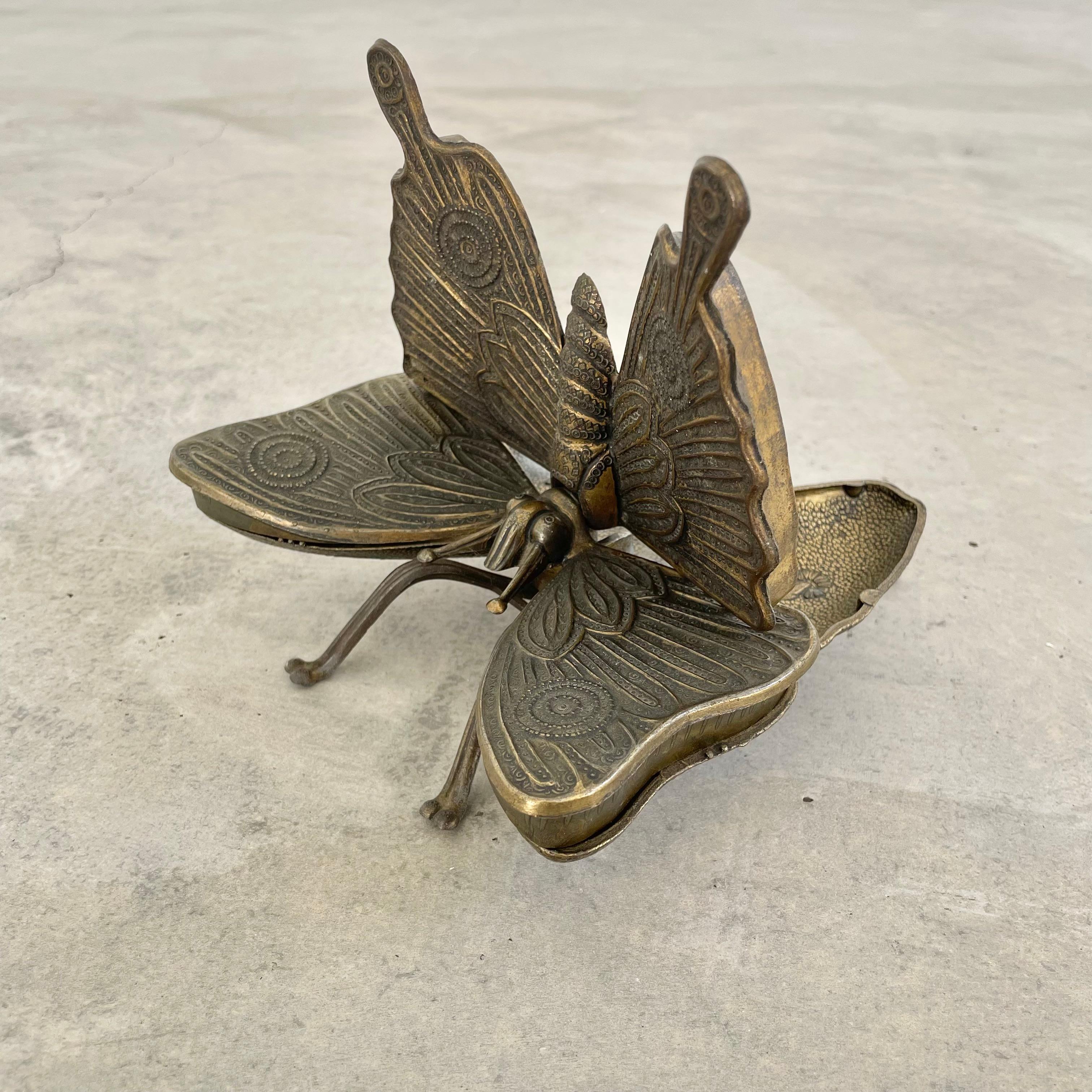 Vintage Italian Butterfly Ashtray 8