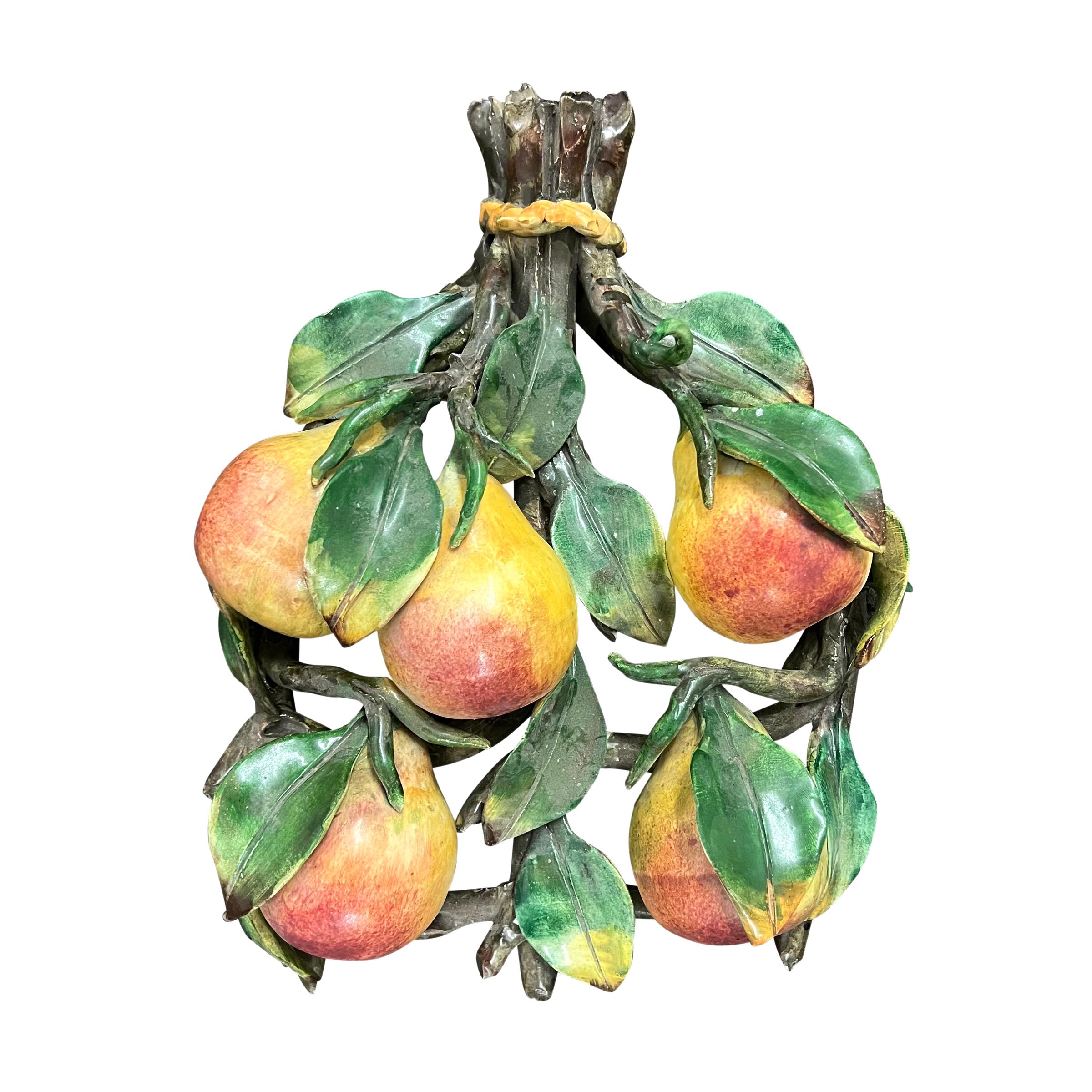 Vintage Italian Capodimonte Fruits In Good Condition For Sale In Chicago, IL