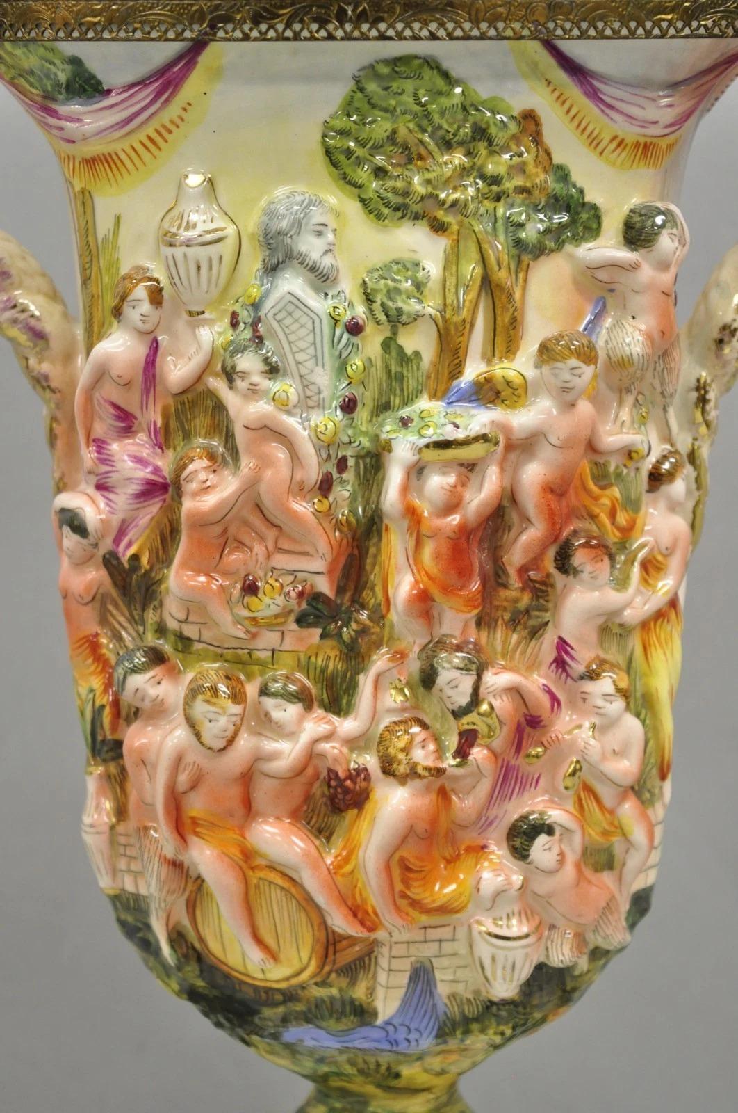 Vintage Italian Capodimonte Porcelana Figural Bacanal Querubín Sirenas Lámpara de Mesa Desconocido en venta