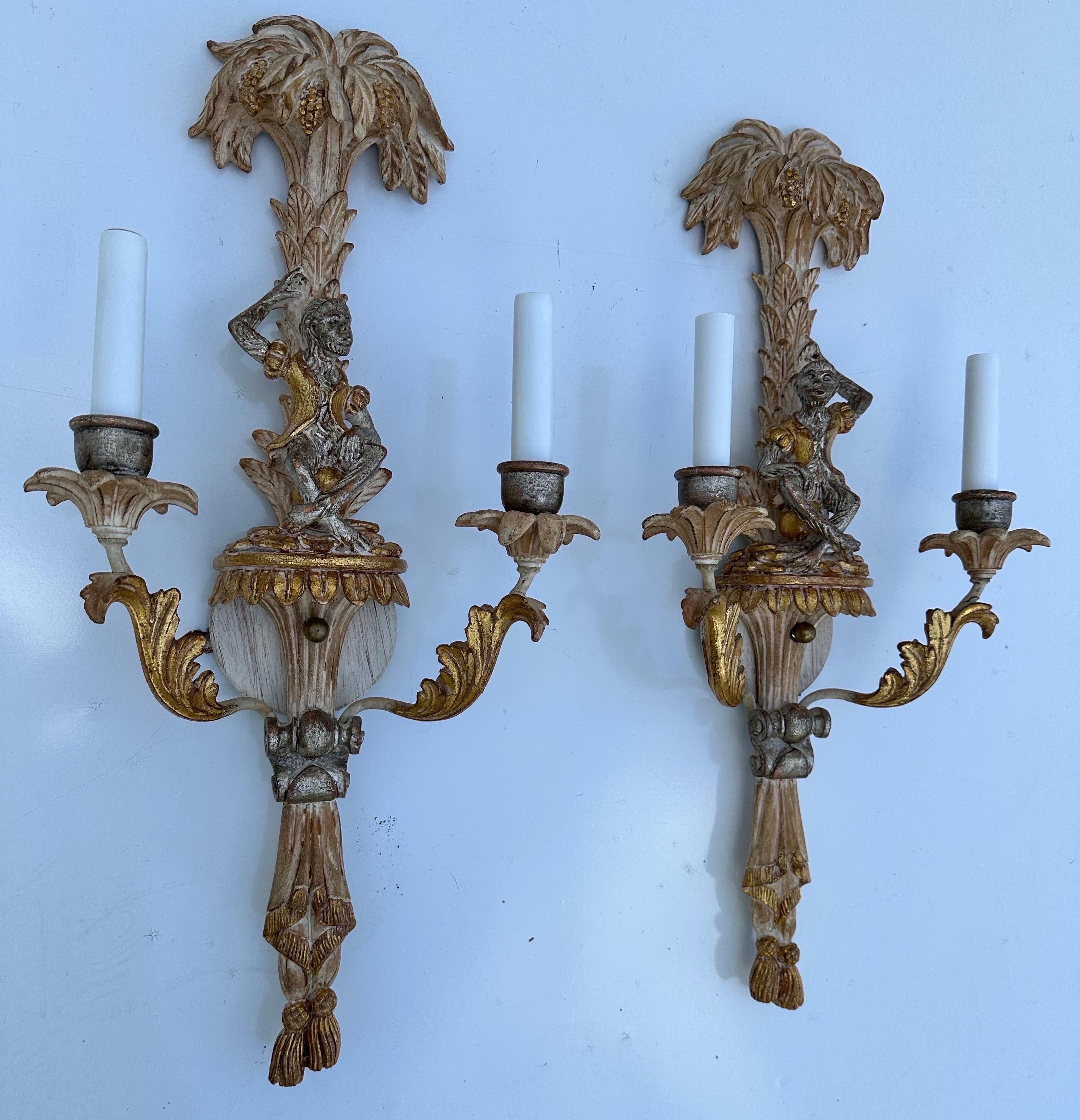 Paire d'appliques à singe à deux branches, vintage italien, sculpté et peint en vente 1