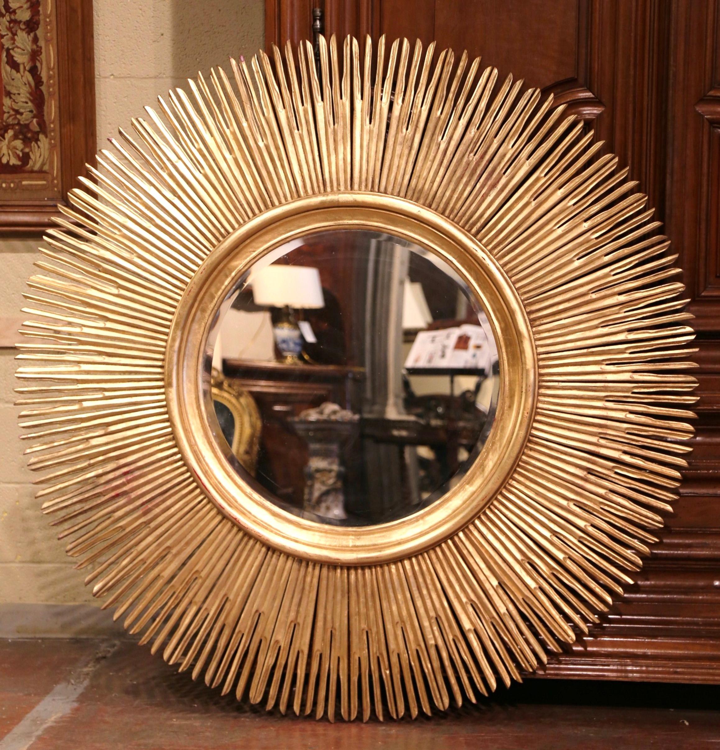 Contemporary Large Vintage Italian Carved Giltwood Sunburst Mirror with Beveled Glass