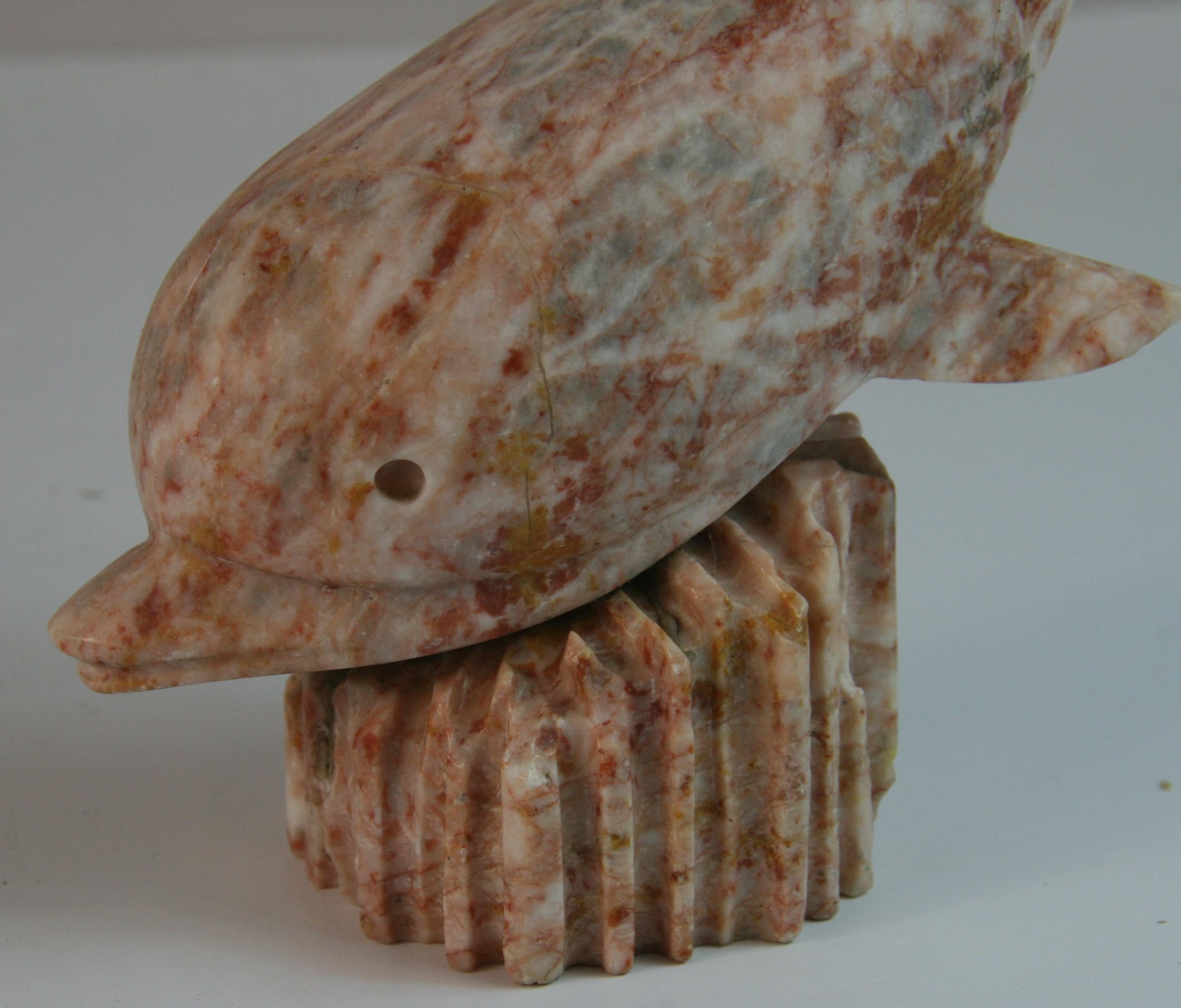 Vintage Italian Carved Pink Marble Dolphin Sculpture In Good Condition For Sale In Douglas Manor, NY