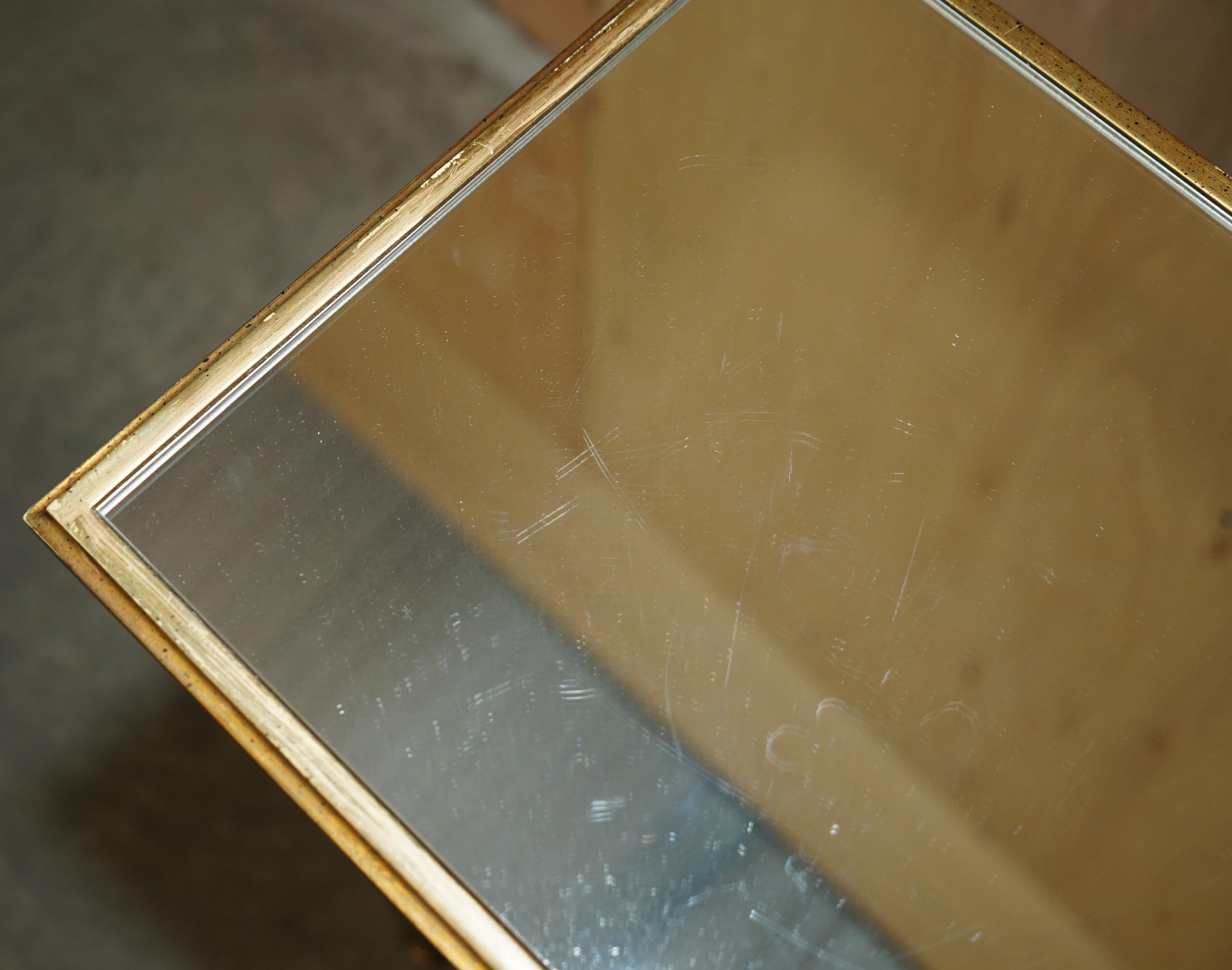 XX secolo TAVOLO A CONSOLE D'EPOCA IN STILE CARVELLATO CON VETRO A SPECCHIO in vendita