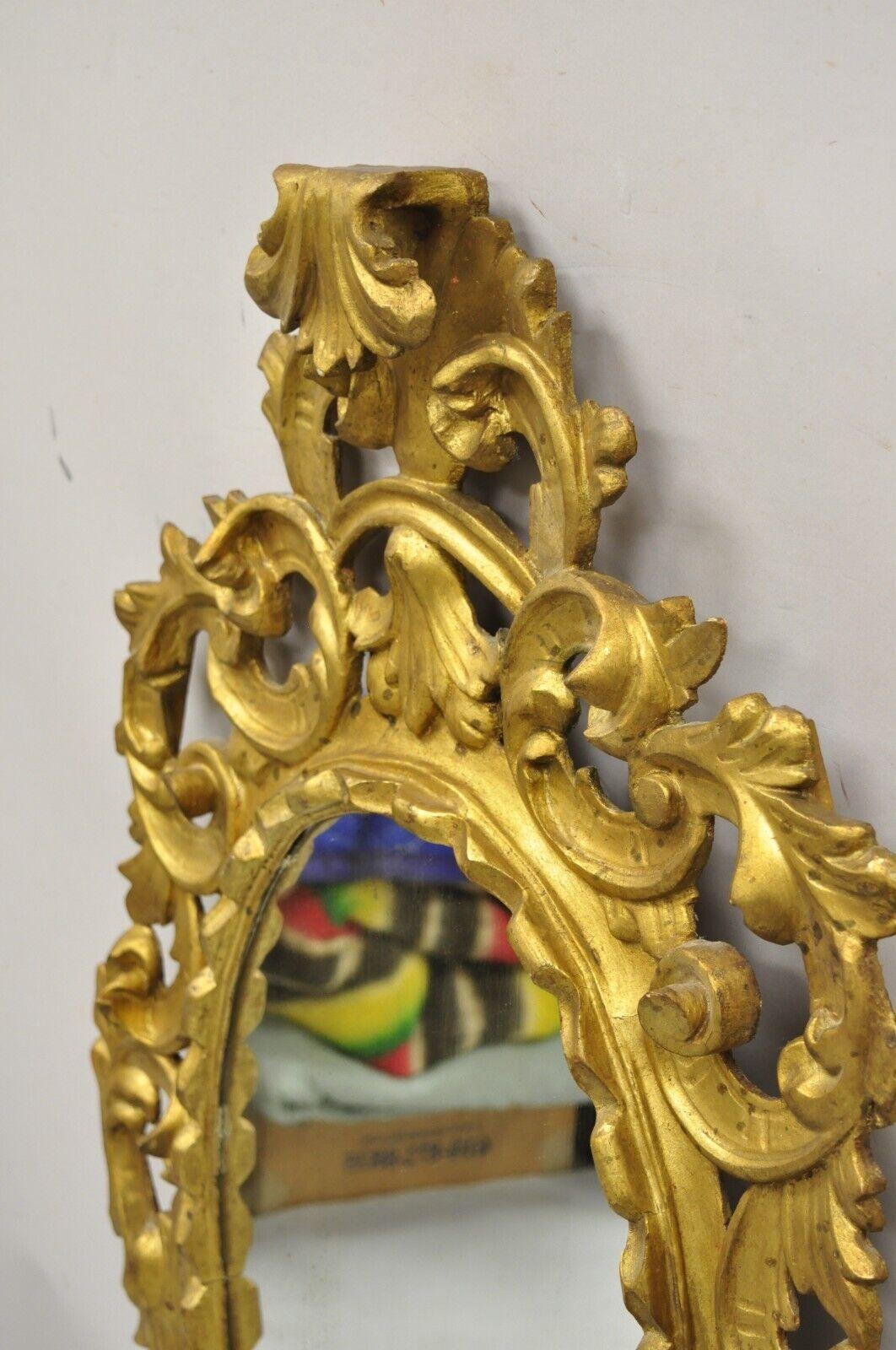 Vintage Italian Carved Wood Gold Gilt French Rococo Style Wall Mirror In Good Condition For Sale In Philadelphia, PA