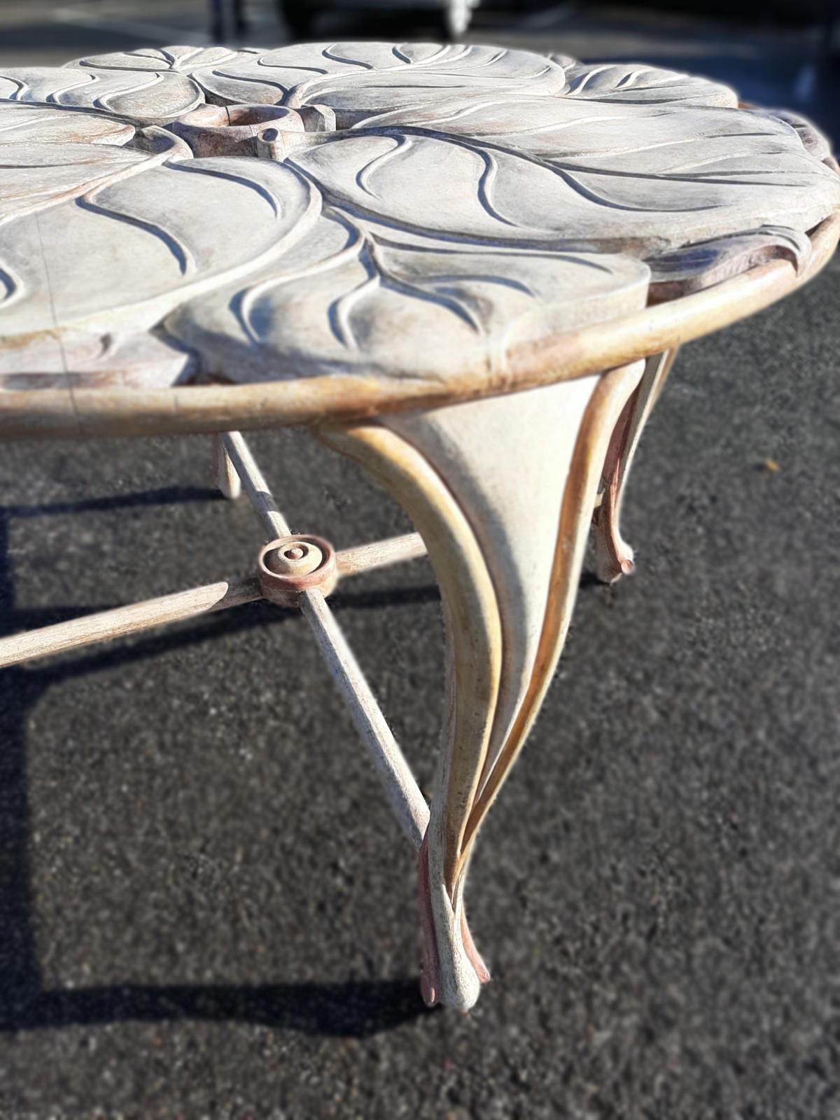 Vintage Italian Carved Wood Round Table with Large Leaf Table Top, 1970s For Sale 2
