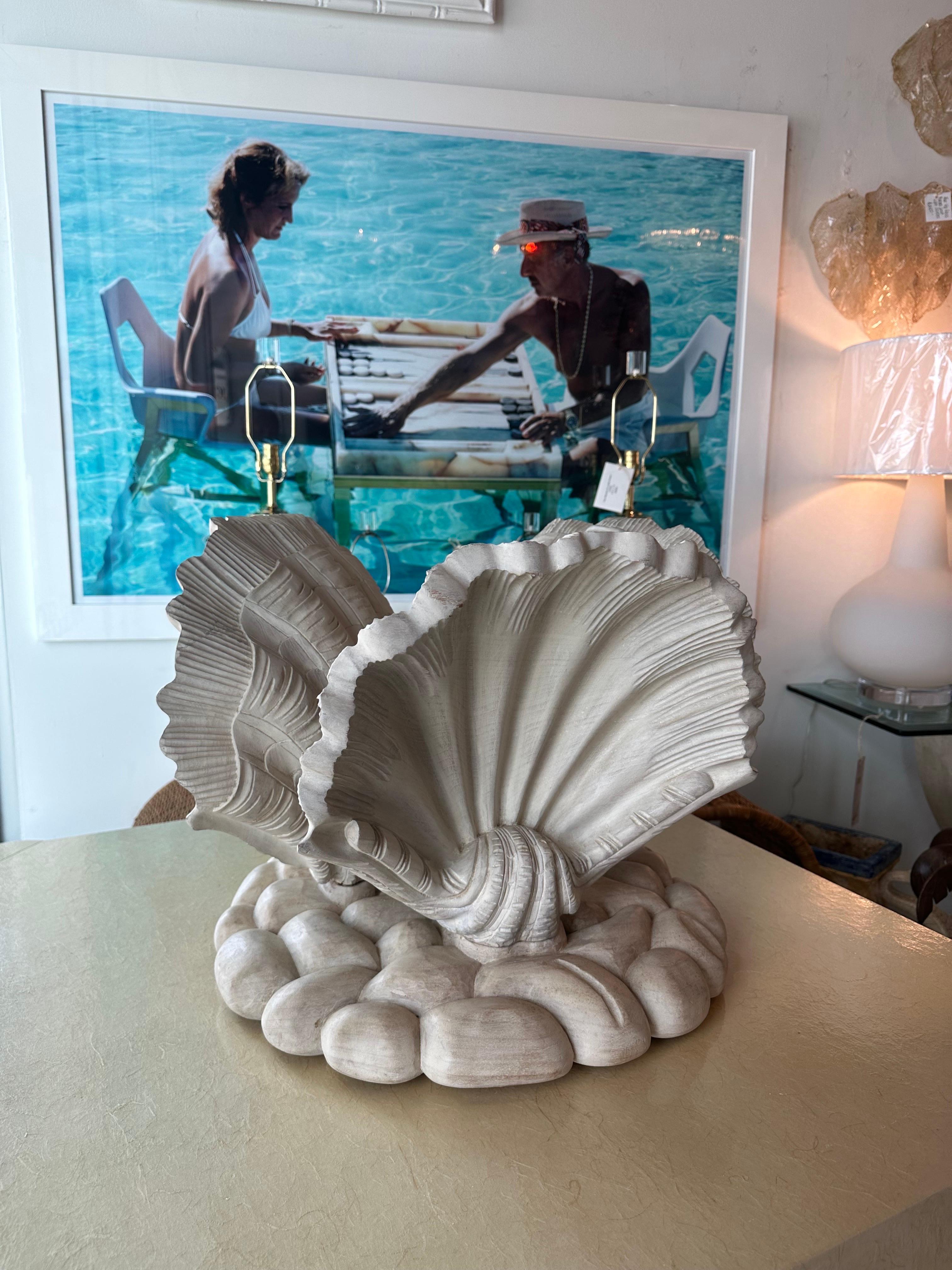 Italian Wood Scalloped Seashell Shell Coffee Cocktail Table Serge Roche Style In condizioni buone in vendita a West Palm Beach, FL