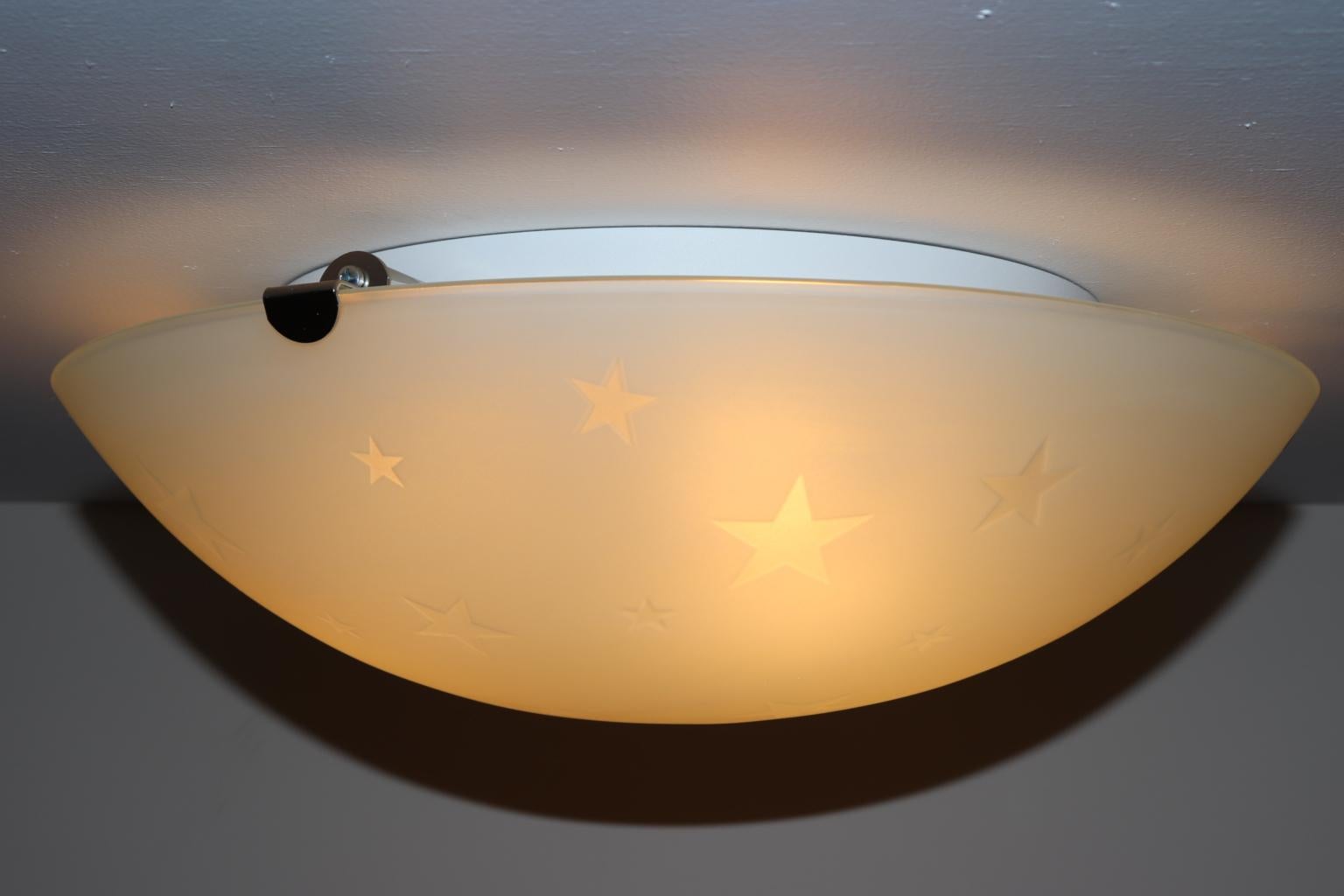 Vintage Italian Ceiling Lamp Murano Crystal Satin Glass Stars Details For Sale 4