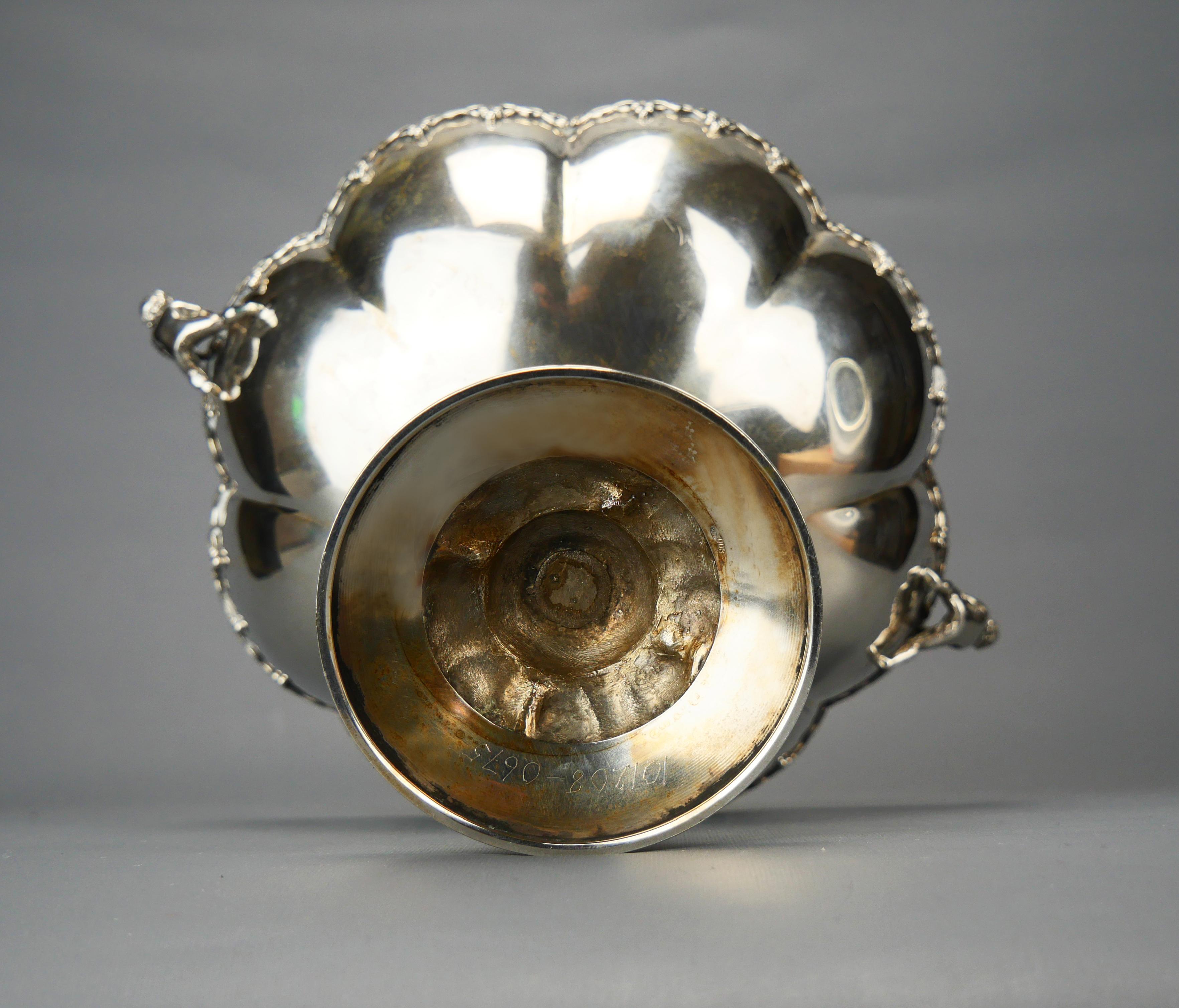 Vintage  Italian Centerpiece Fruit bowl  solid 800 Silver / 314 gr For Sale 6