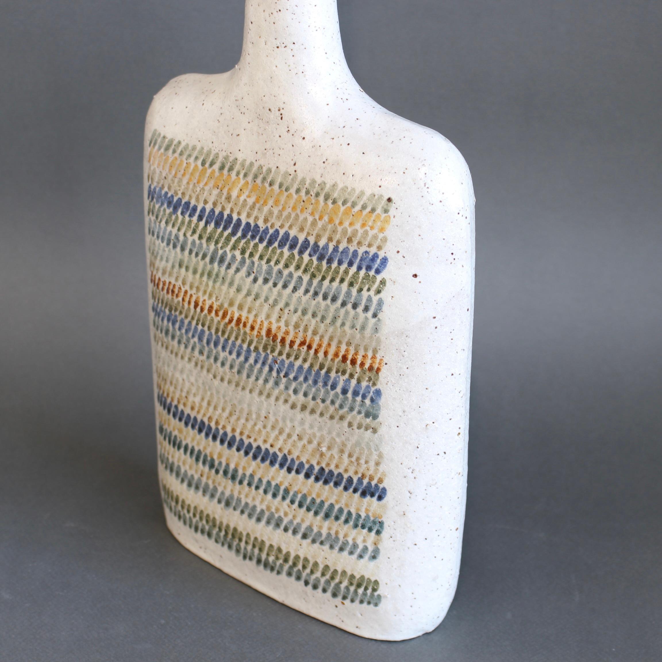 Dekorative Flasche aus italienischer Keramik von Bruno Gambone (ca. 1990er Jahre) - groß (Steingut) im Angebot