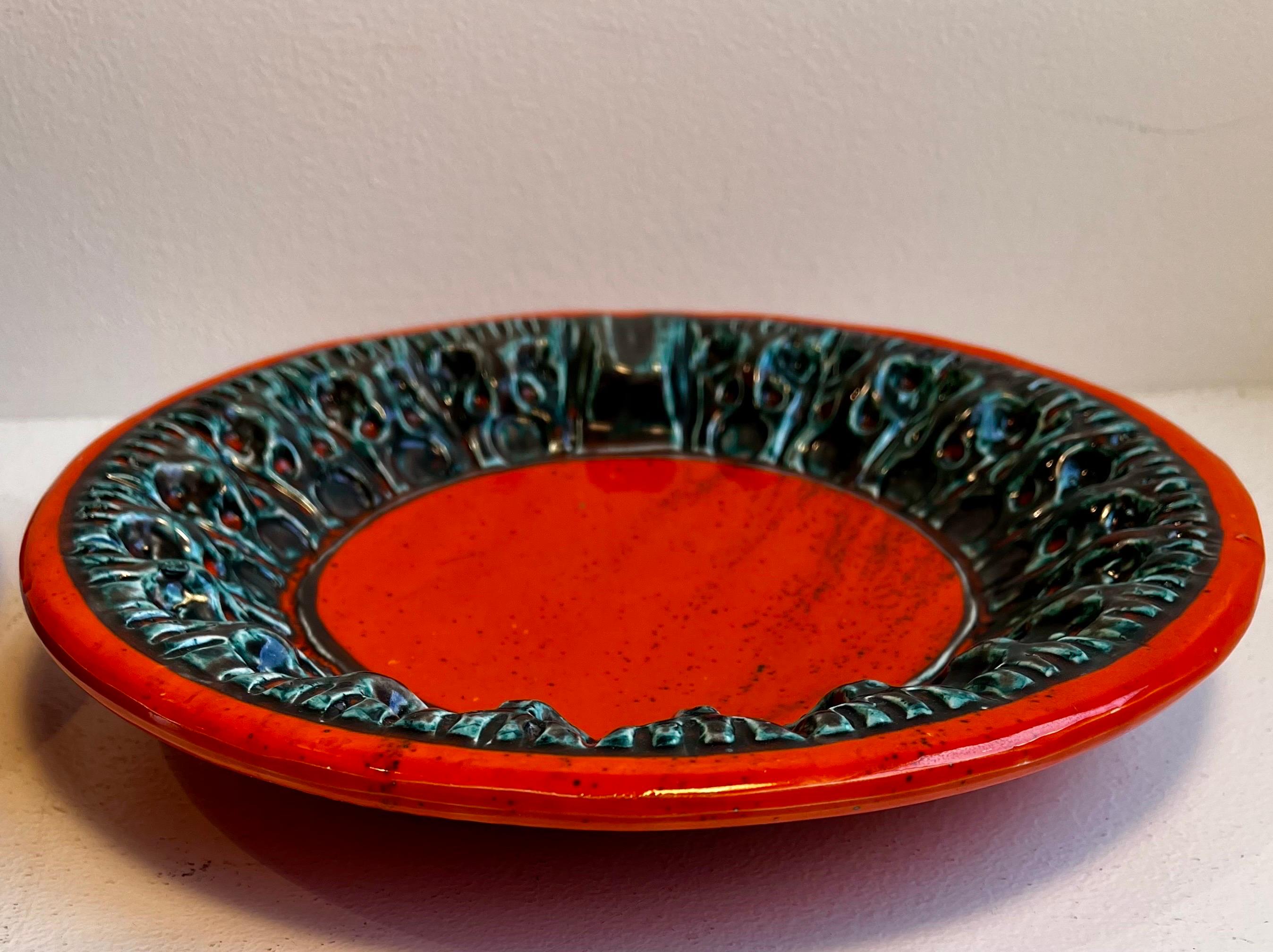 Vintage Italian Ceramic Dishes, circa 1950 For Sale 5