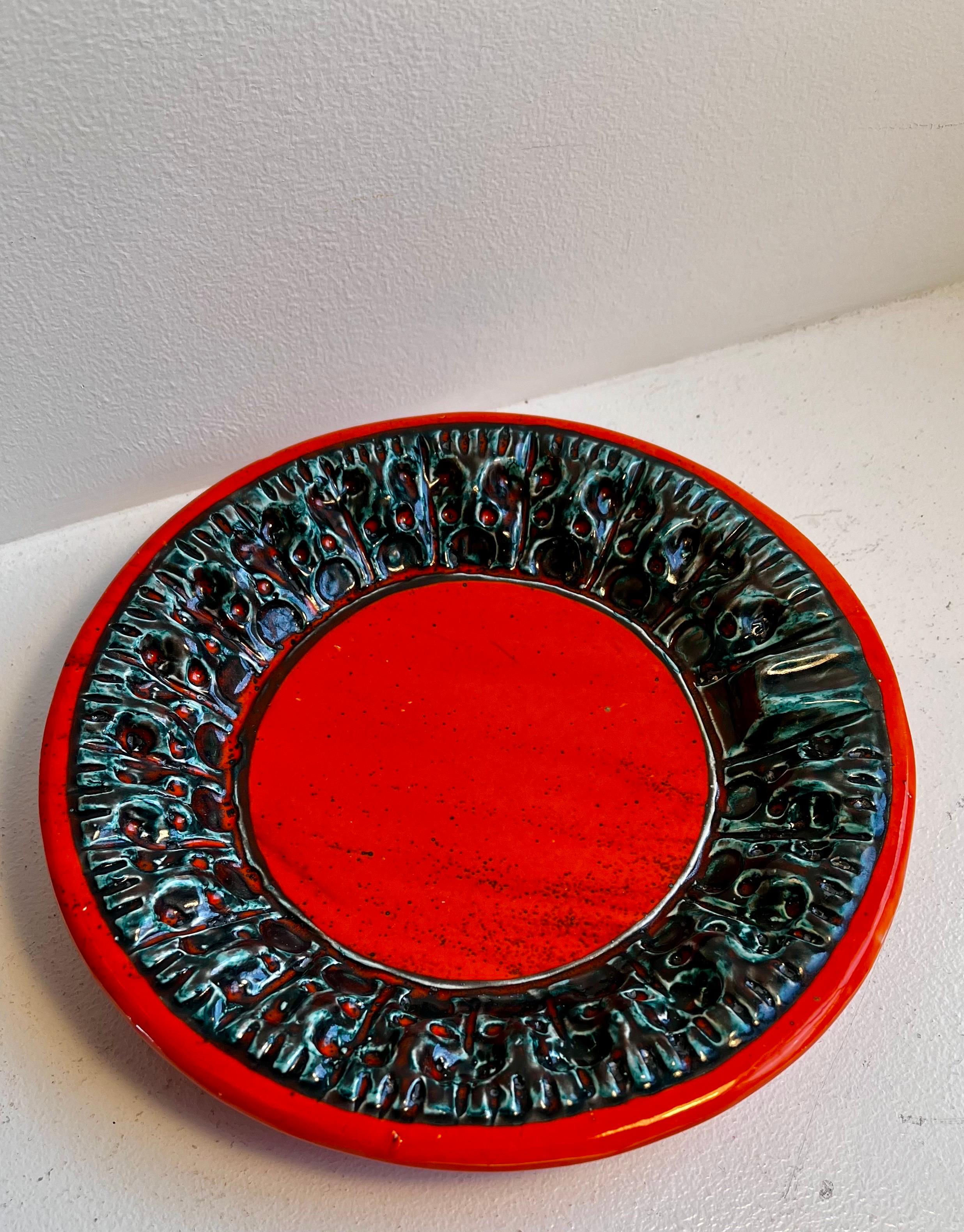Vintage Italian Ceramic Dishes, circa 1950 For Sale 6