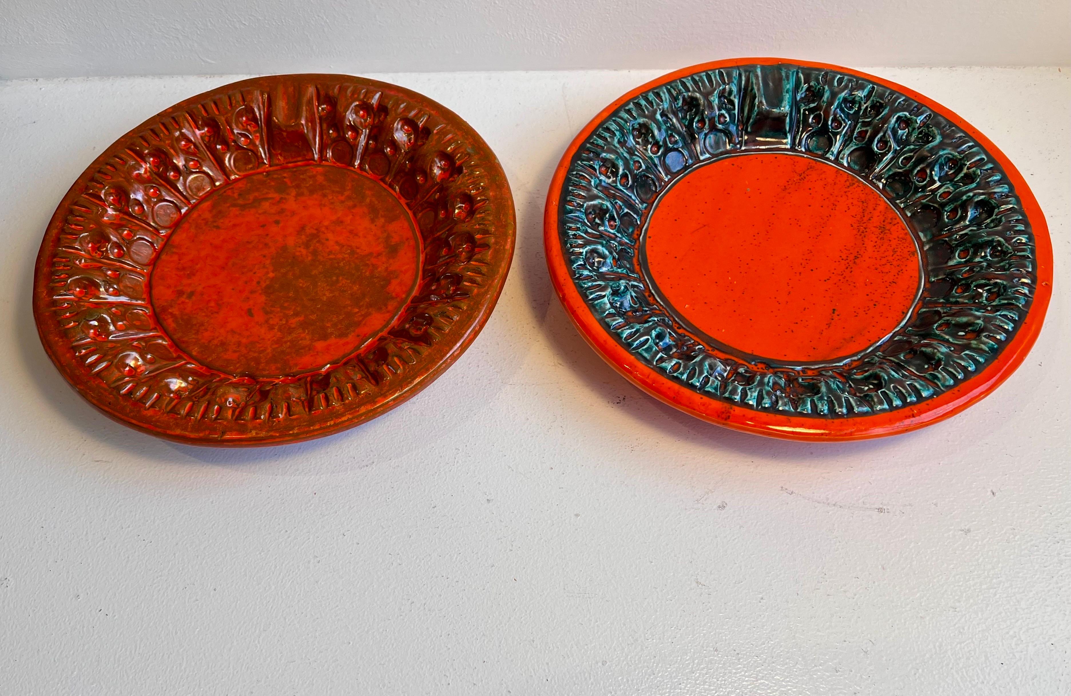 Vintage Italian Ceramic Dishes, circa 1950 For Sale 15