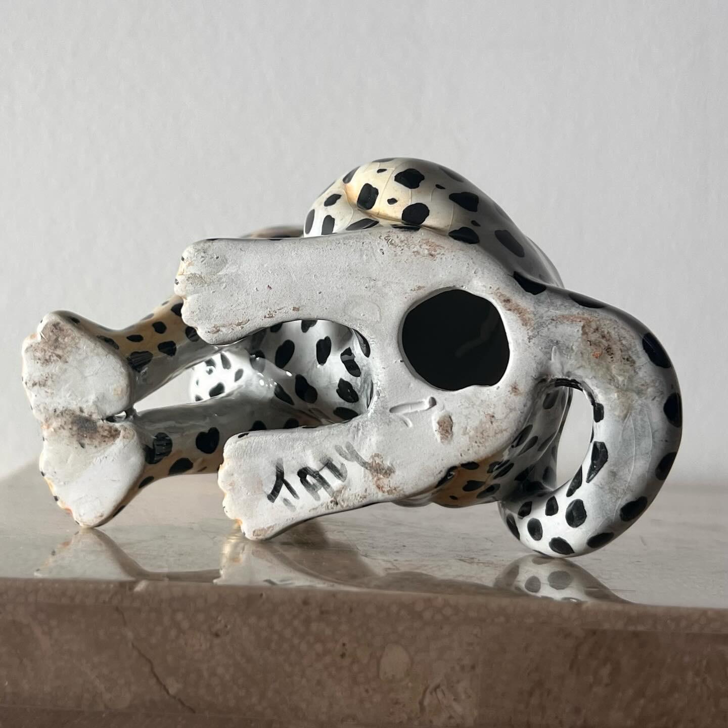 Ceramic Vintage Italian ceramic sculpture of a leopard, mid 20th century. 