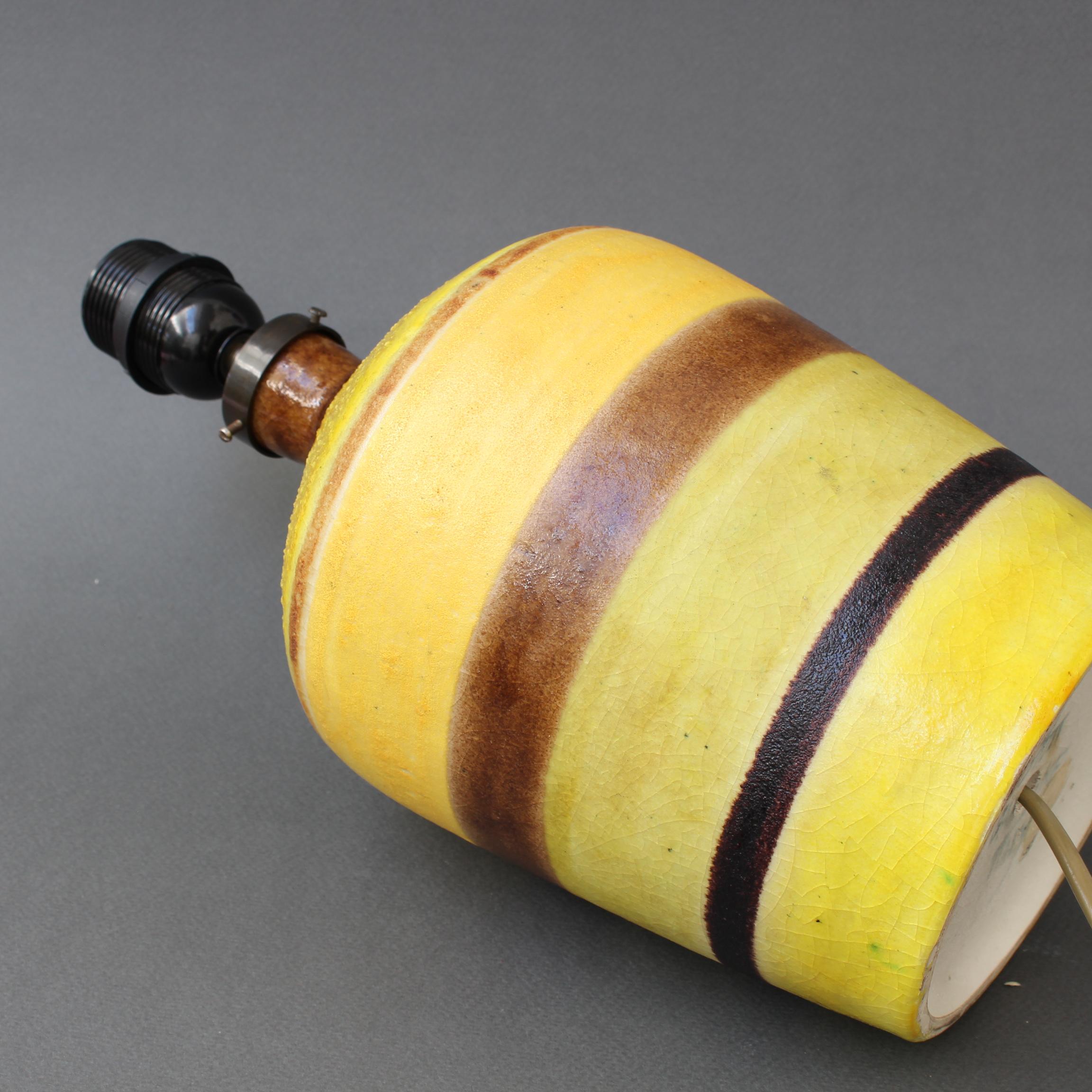 Vintage Italian Ceramic Table Lamp by Guido Gambone 'circa 1950s' (lampe à poser en céramique) en vente 9