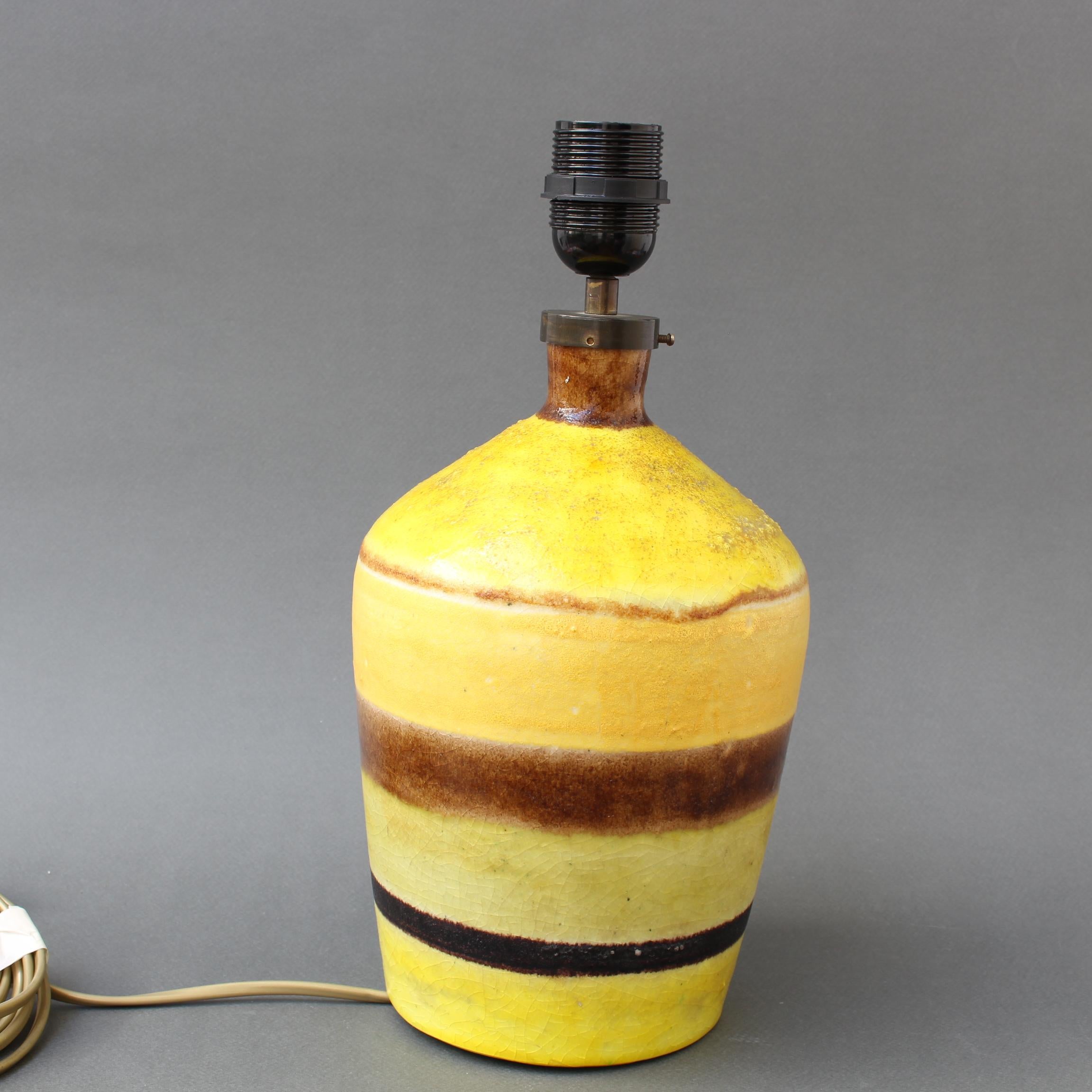 Milieu du XXe siècle Vintage Italian Ceramic Table Lamp by Guido Gambone 'circa 1950s' (lampe à poser en céramique) en vente