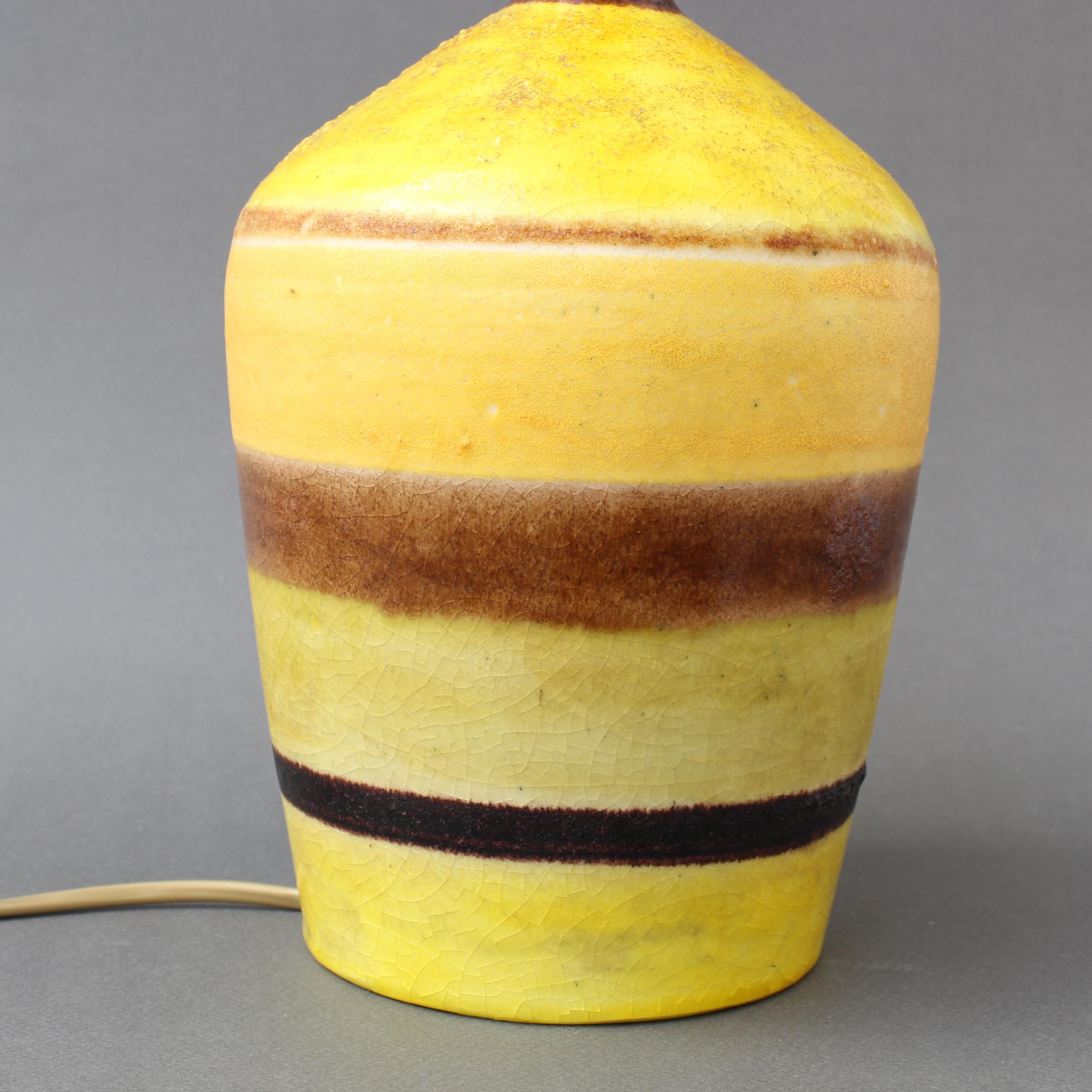 Céramique Vintage Italian Ceramic Table Lamp by Guido Gambone 'circa 1950s' (lampe à poser en céramique) en vente