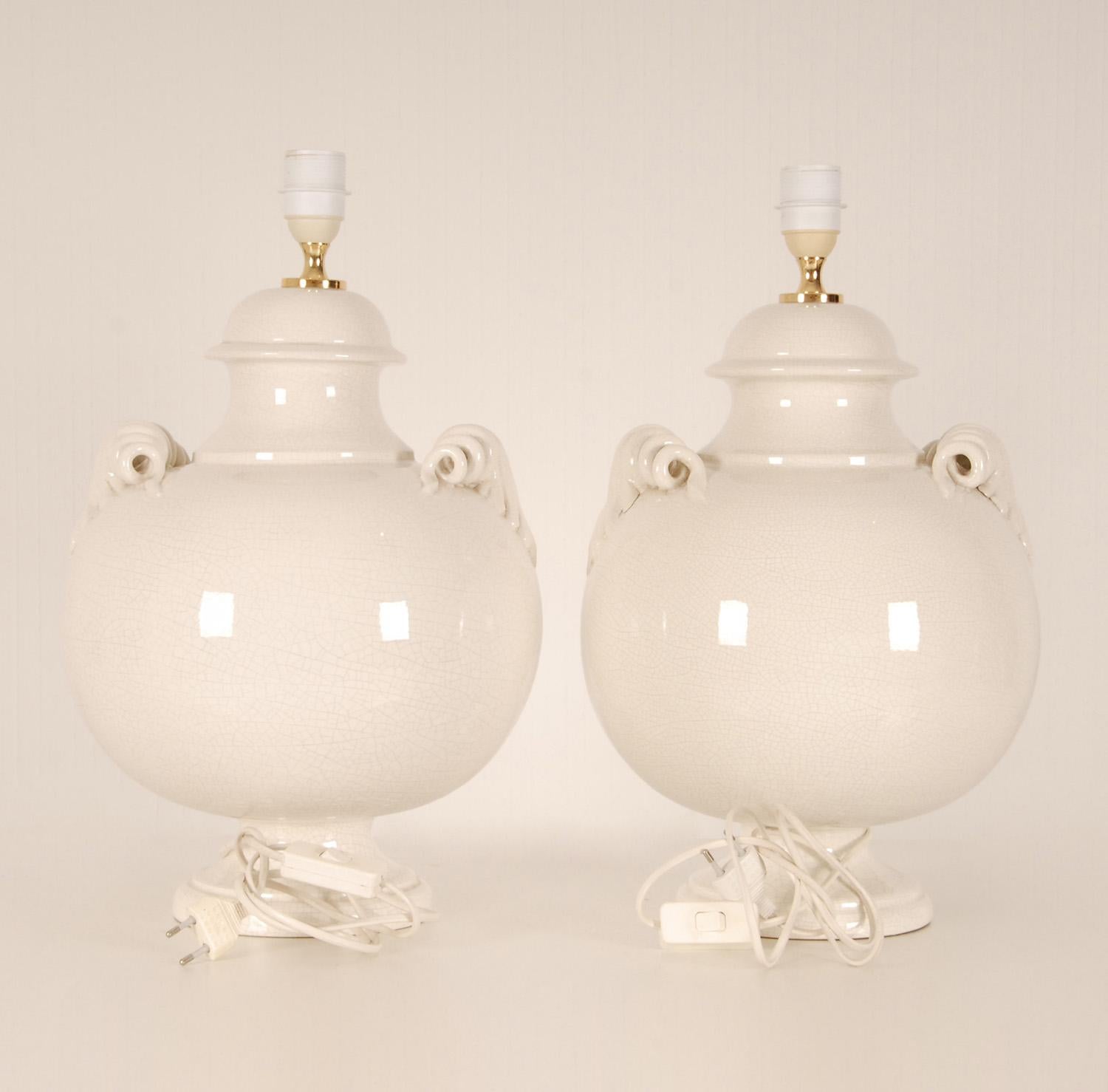 Vintage Italian Ceramic Table Lamps Handmade Off White Majolica Vase Lamps Pair 1