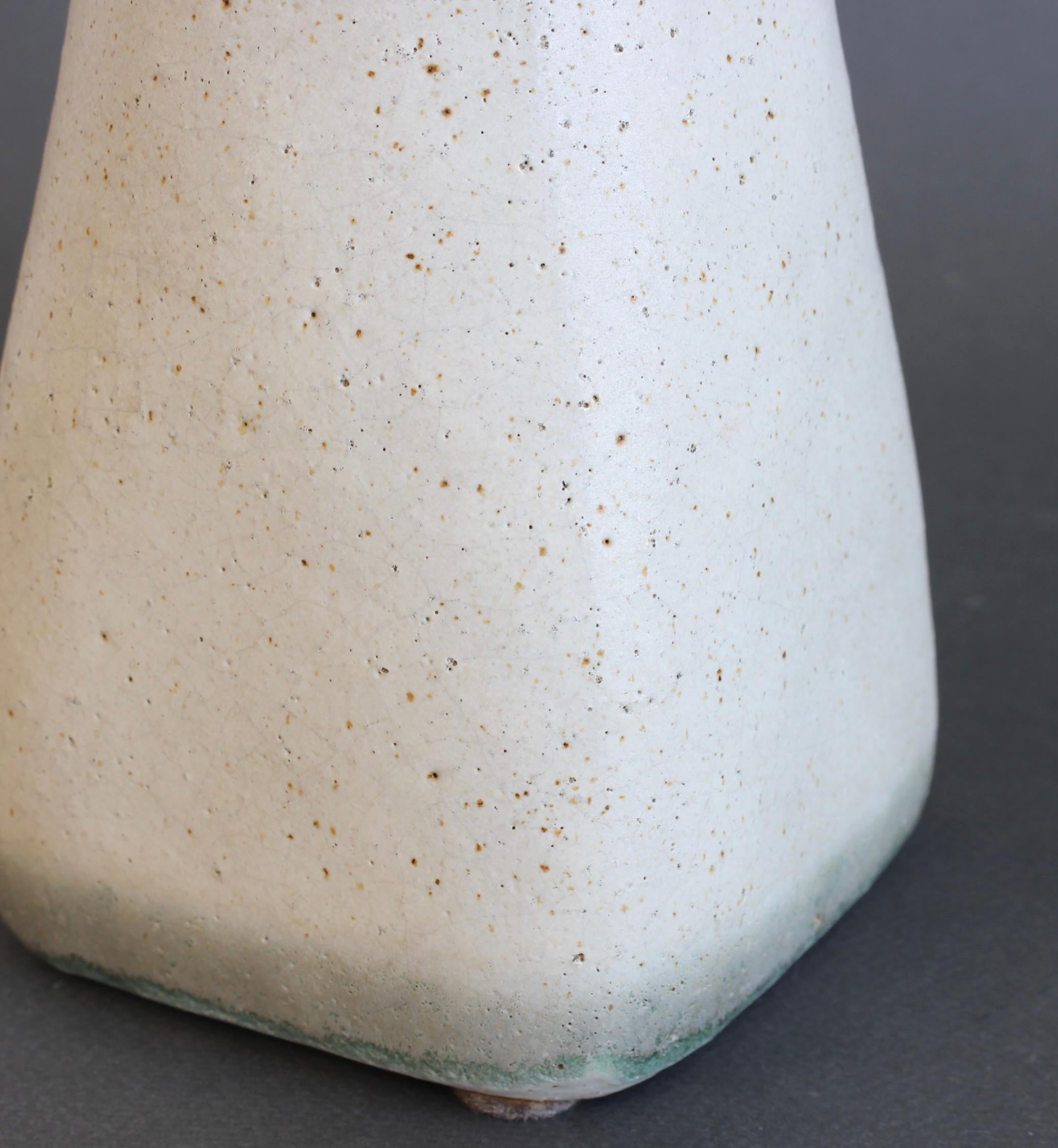 Vase aus italienischer Keramik von Bruno Gambone (ca. 1980er Jahre) im Angebot 6