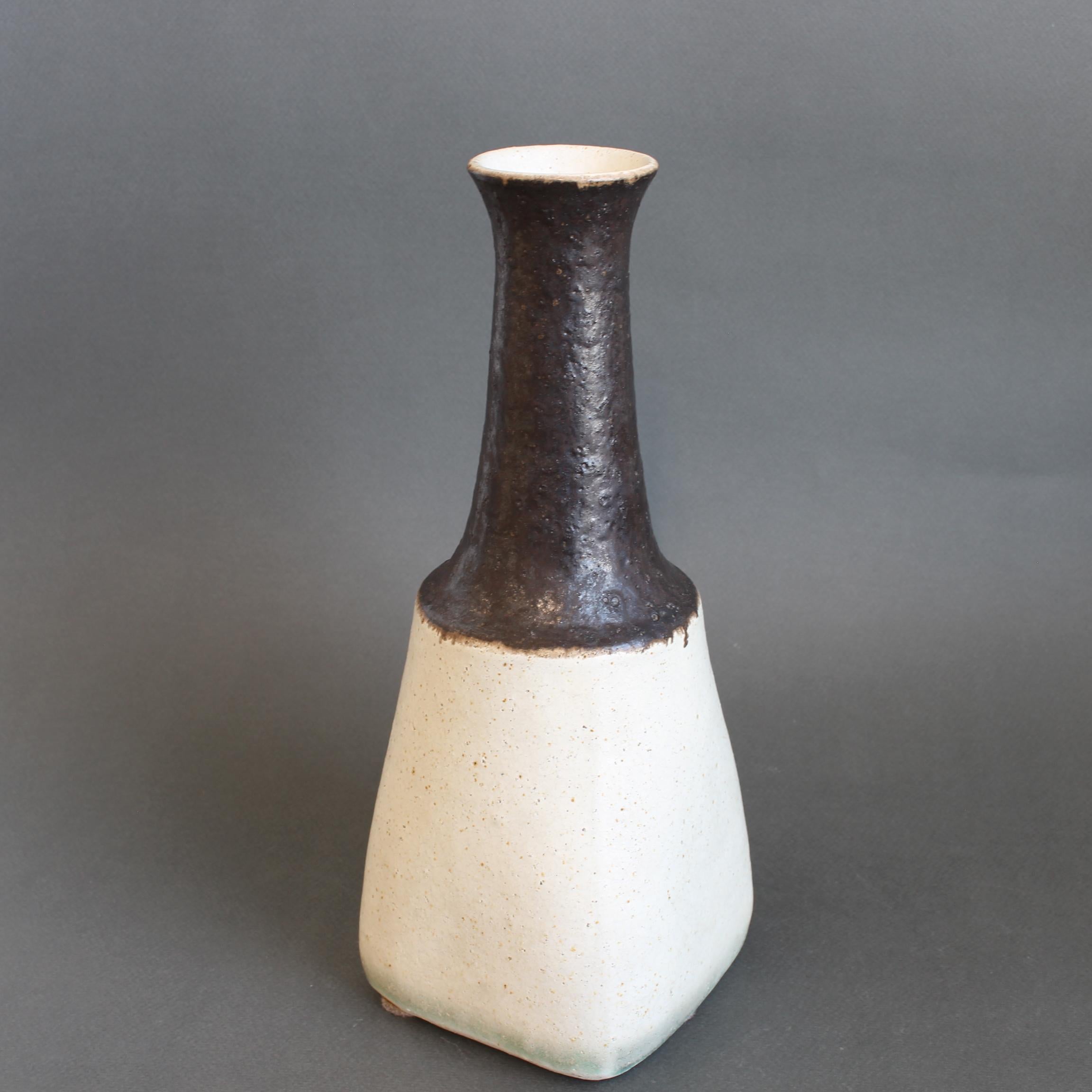 Vase aus italienischer Keramik von Bruno Gambone (ca. 1980er Jahre) im Angebot 3