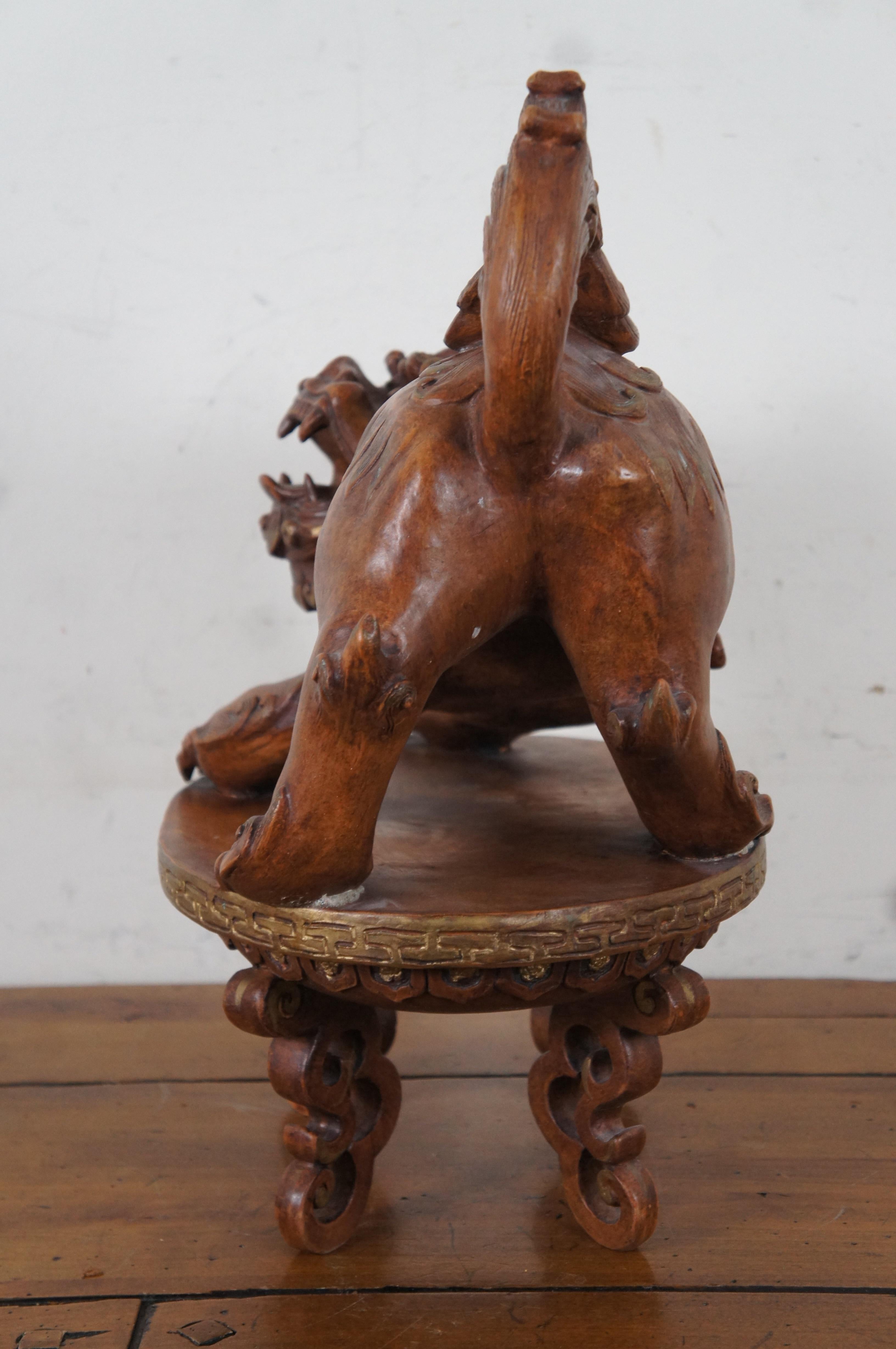 20th Century Vintage Italian Chalkware Fu Foo Dog Chinese Guardian Lion Sculpture Centerpiece For Sale