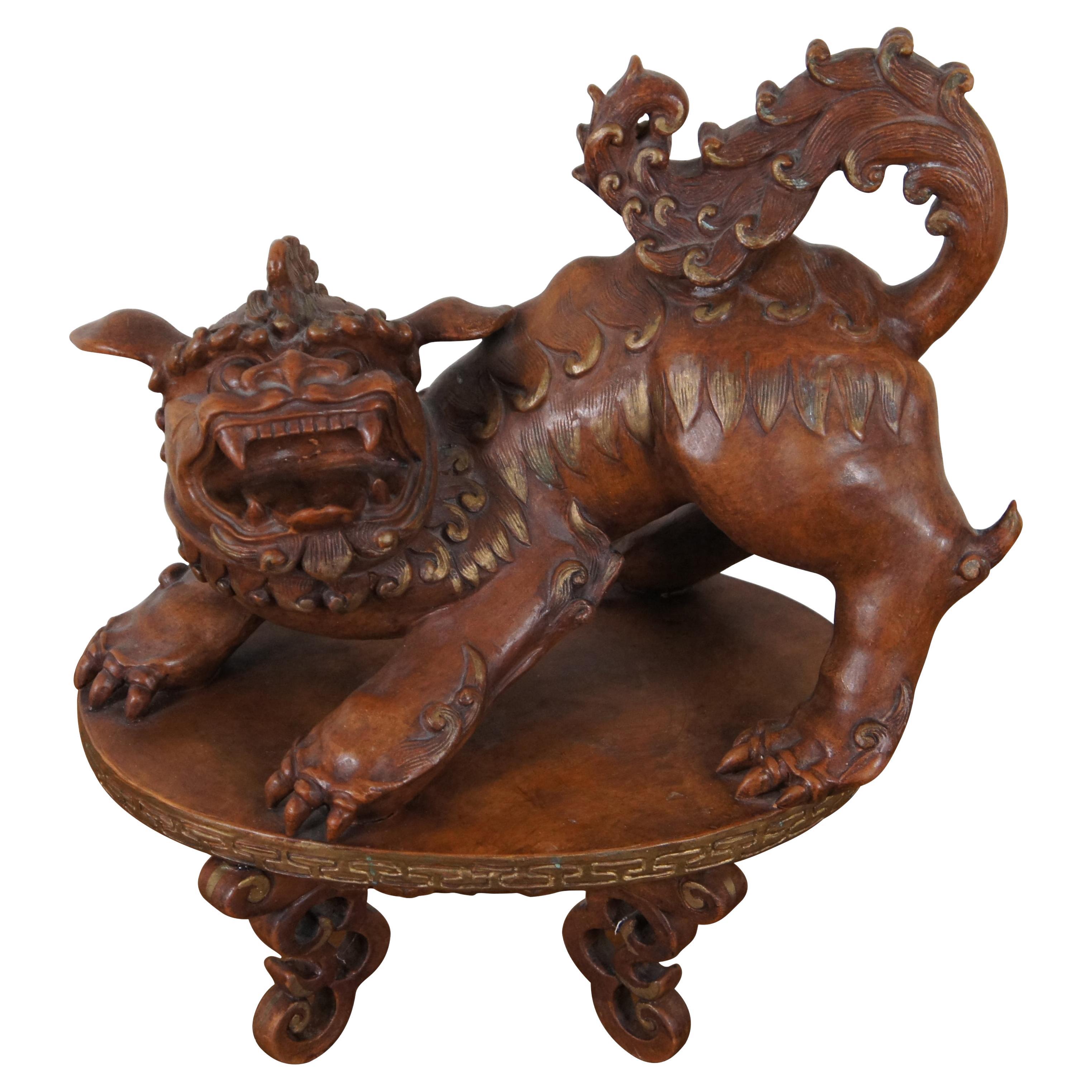 Centre de table italien vintage en sculpture de lion gardien chinois en fauve d'acajou