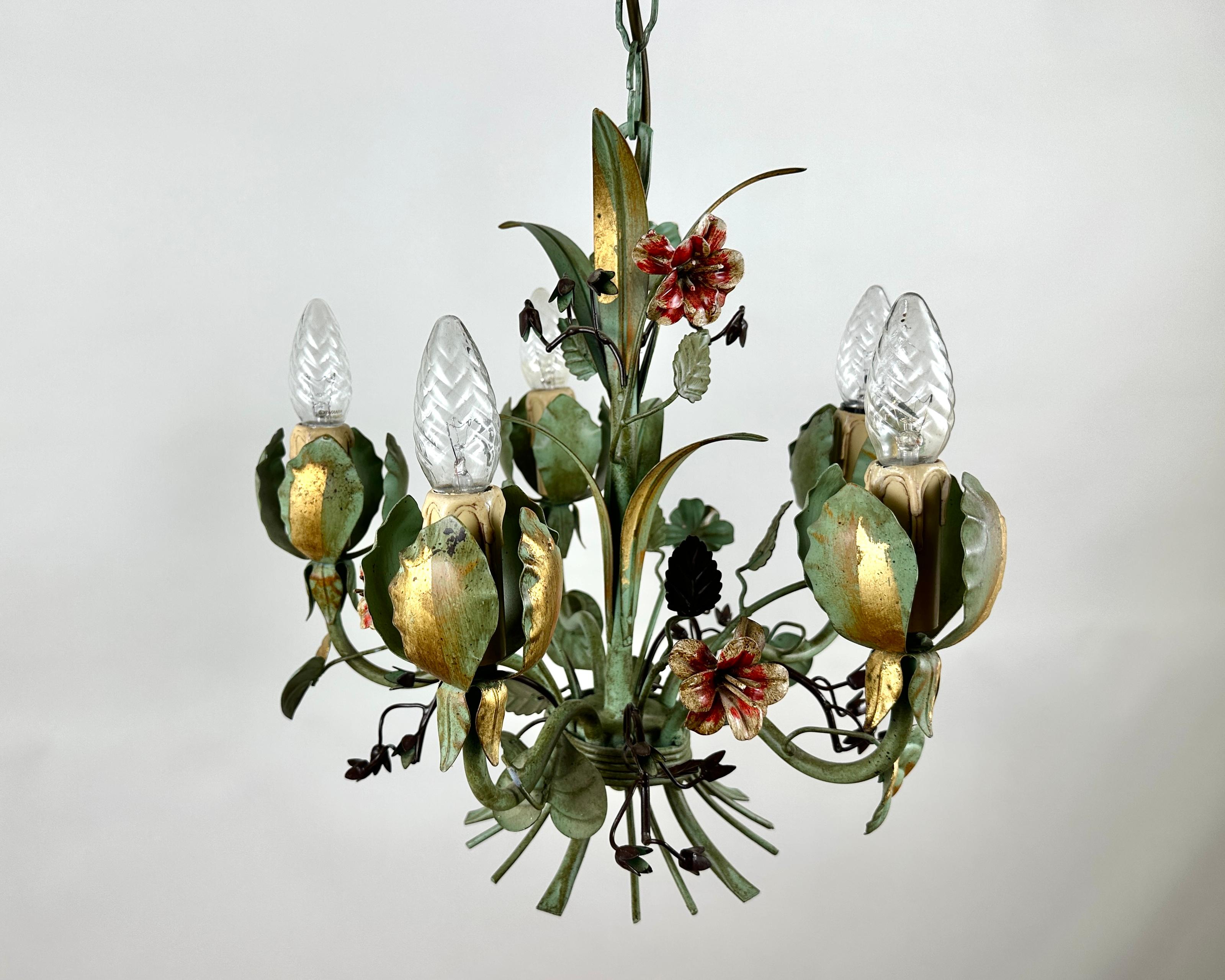 Vintage Italian Chandelier, 1960s, Hollywood Regency Style In Excellent Condition For Sale In Bastogne, BE