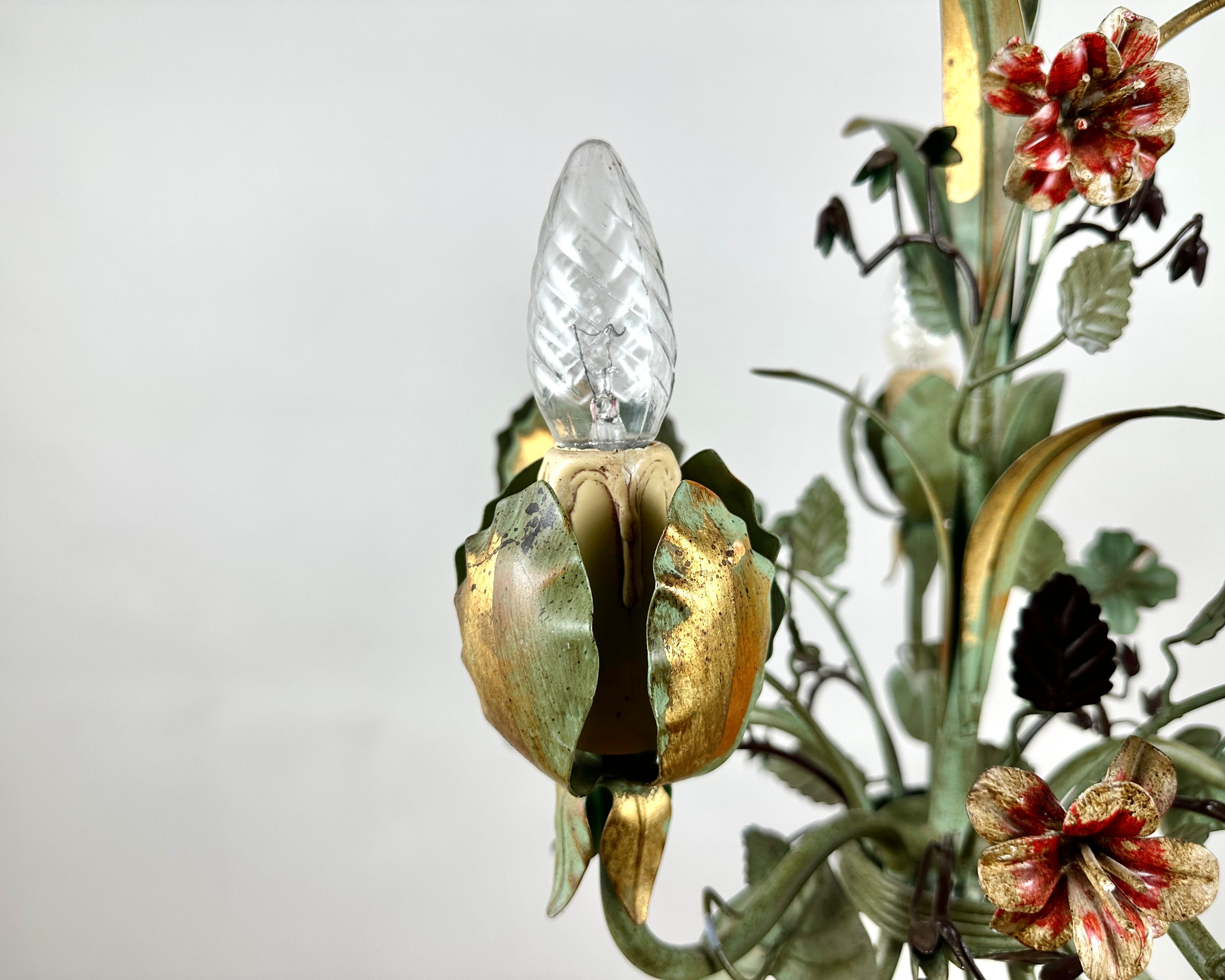 Vintage Italian Chandelier, 1960s, Hollywood Regency Style For Sale 1