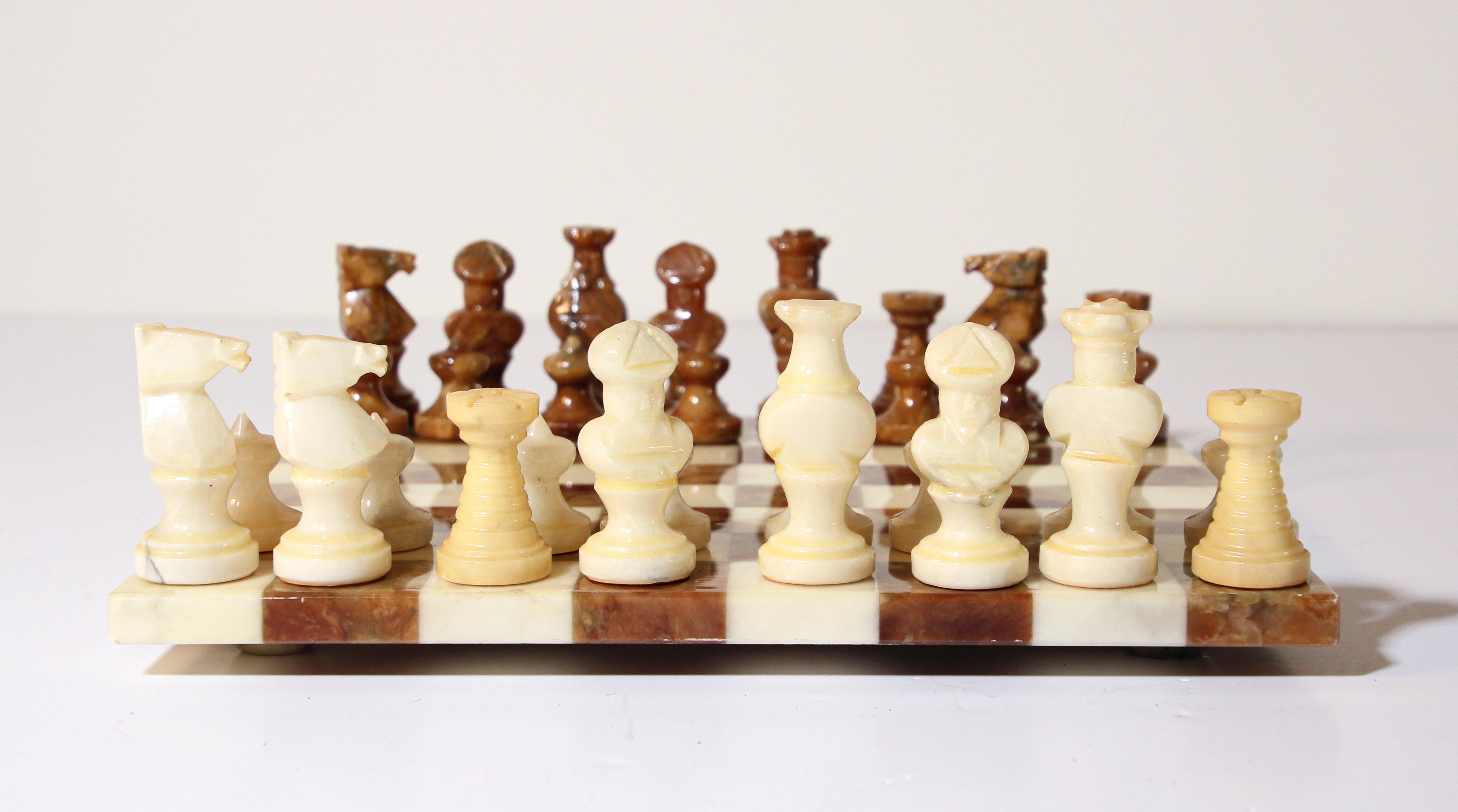 Vintage Italian Chess Board with Alabaster Carved Pieces 1