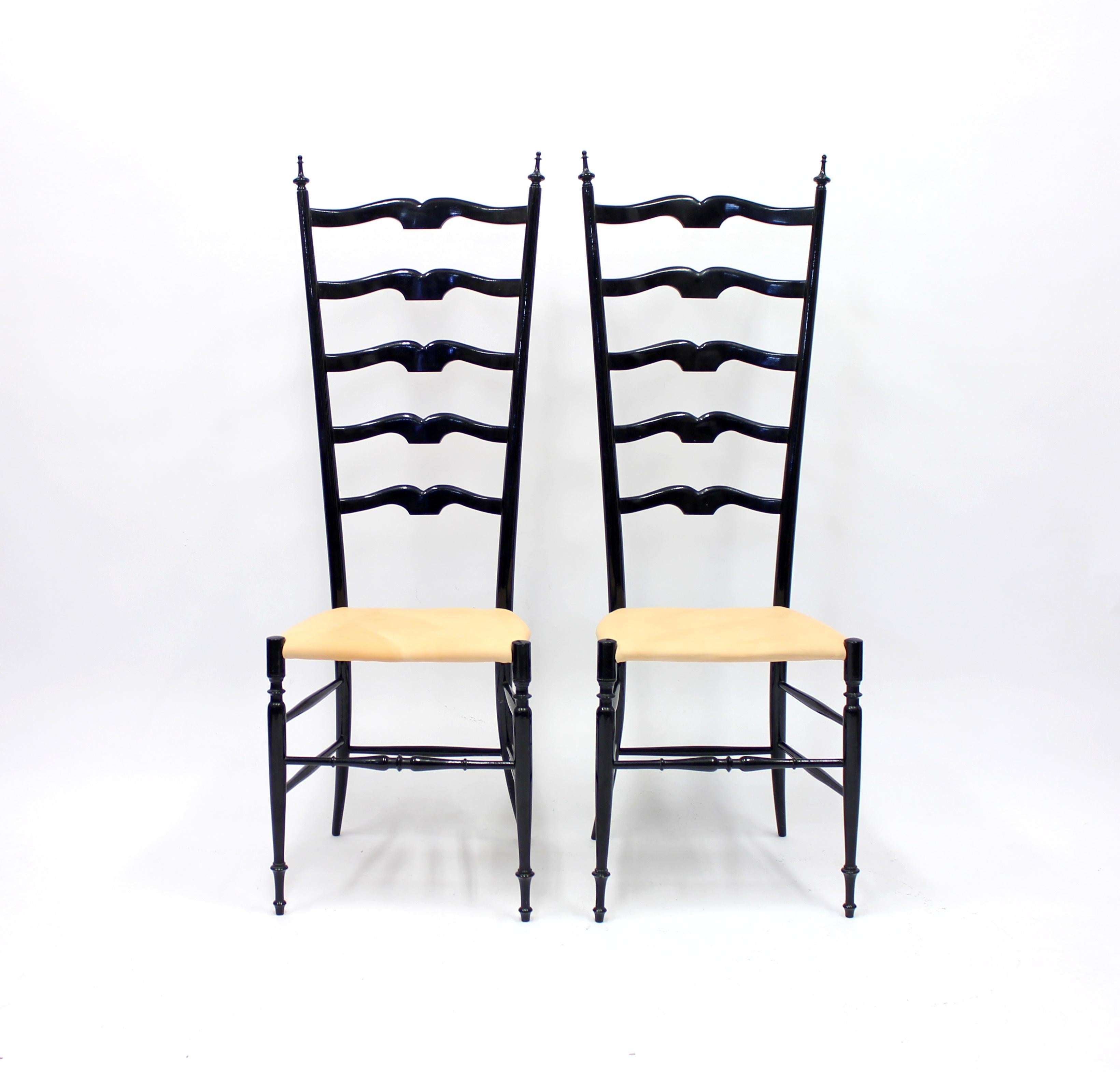 Italienische Chiavari-Stühle, Vintage, 1950er Jahre, Zweier-Set (Moderne der Mitte des Jahrhunderts)