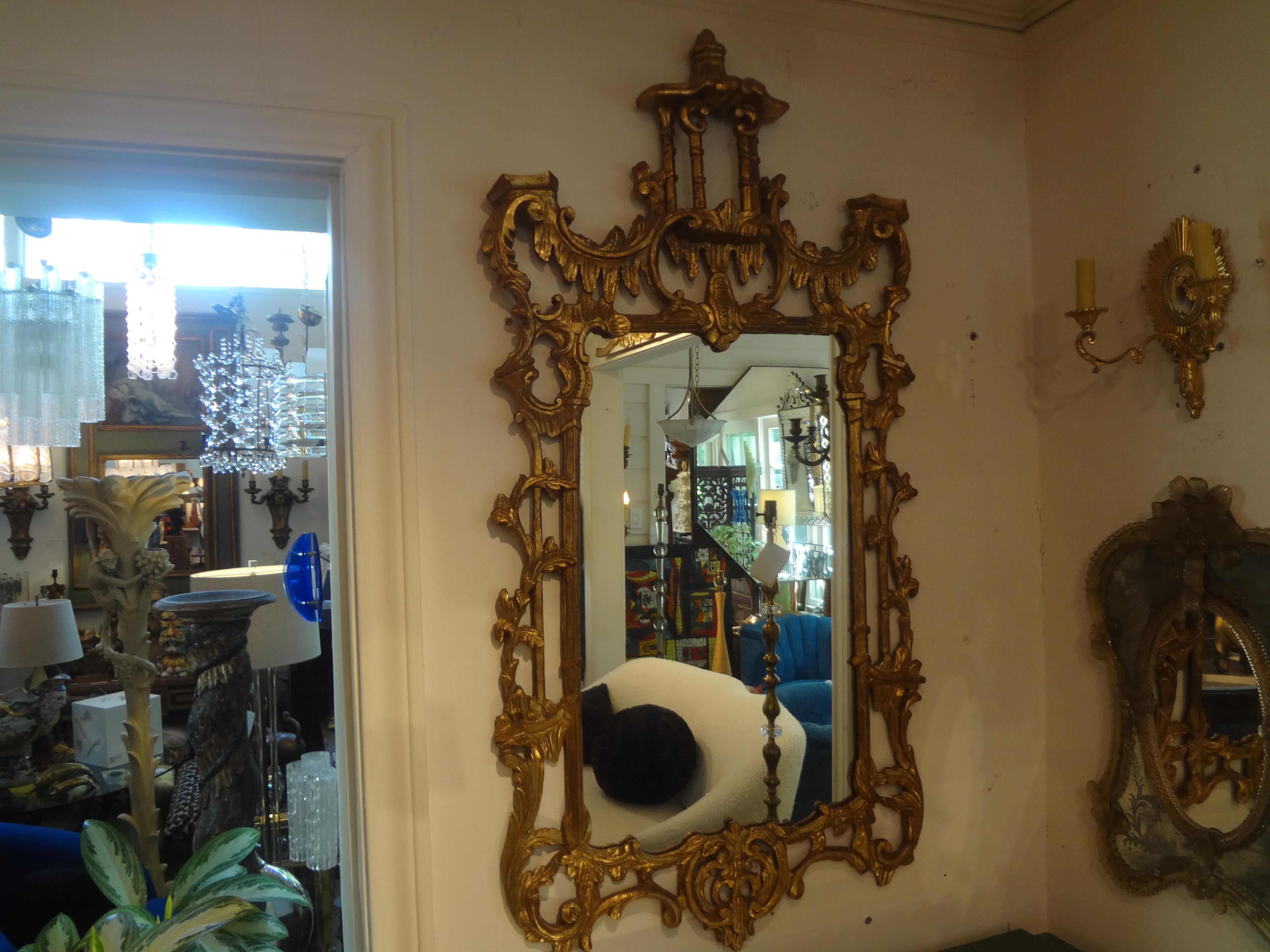 Vintage Italian Chinese Chippendale Style Carved Giltwood Pagoda Mirror For Sale 3