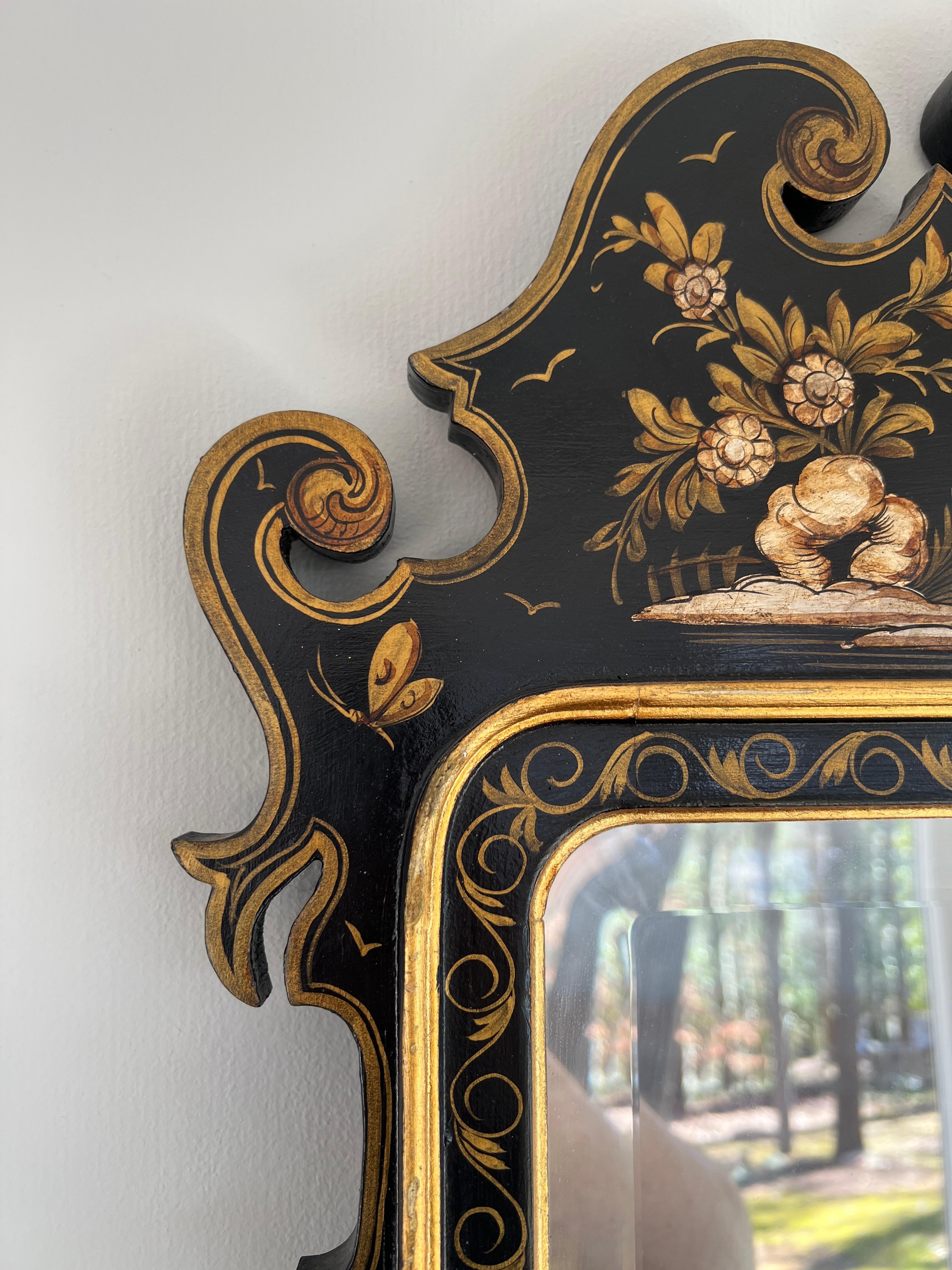 Vintage Italian Chinoiserie Decorated Wall Mirror In Good Condition For Sale In Atlanta, GA