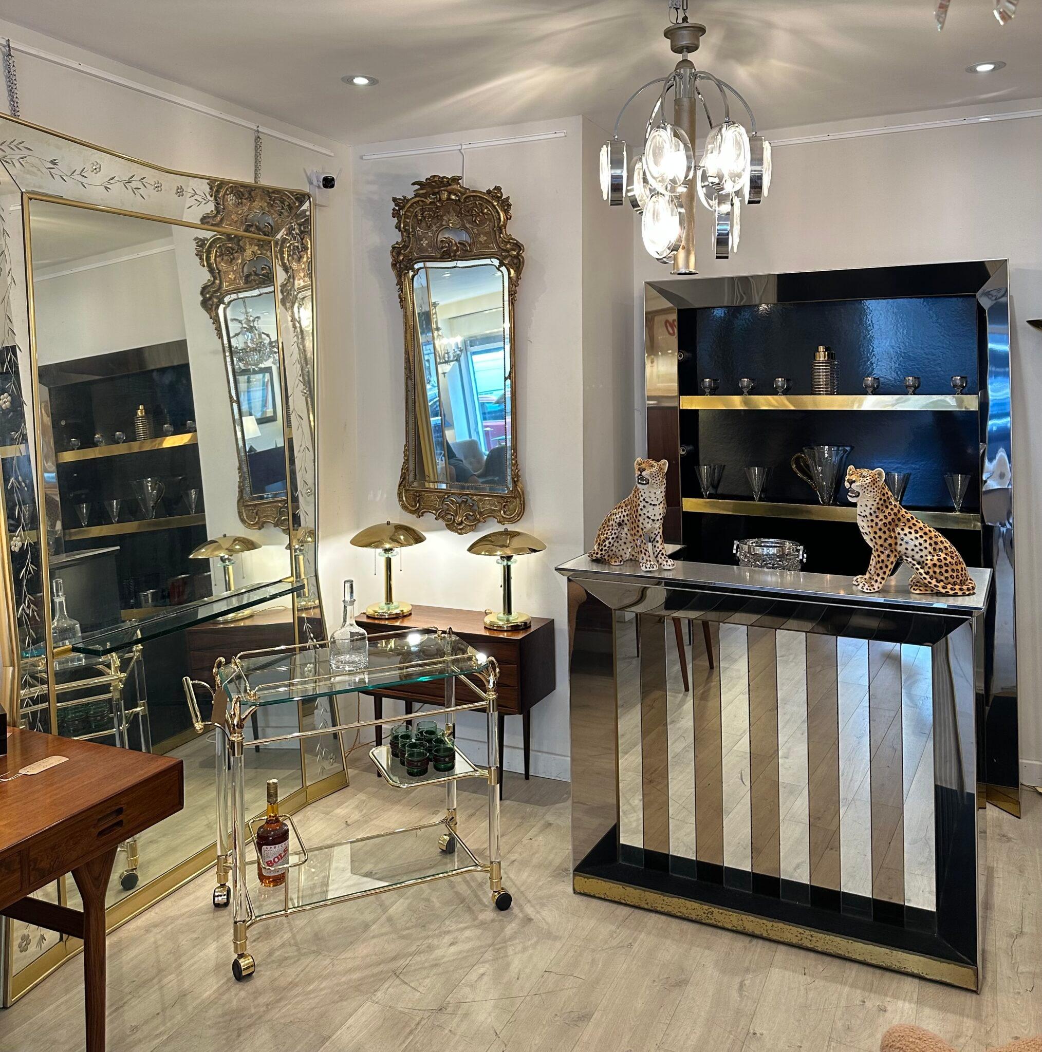 Vintage Italian Chrome and Brass Bar Cabinet im Zustand „Gut“ im Angebot in London, GB