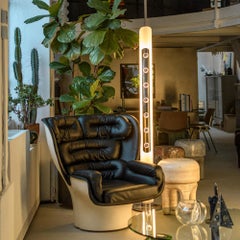 Lampada totem cromata vintage Italian AGE di Enrico Tronconi, made in Italy