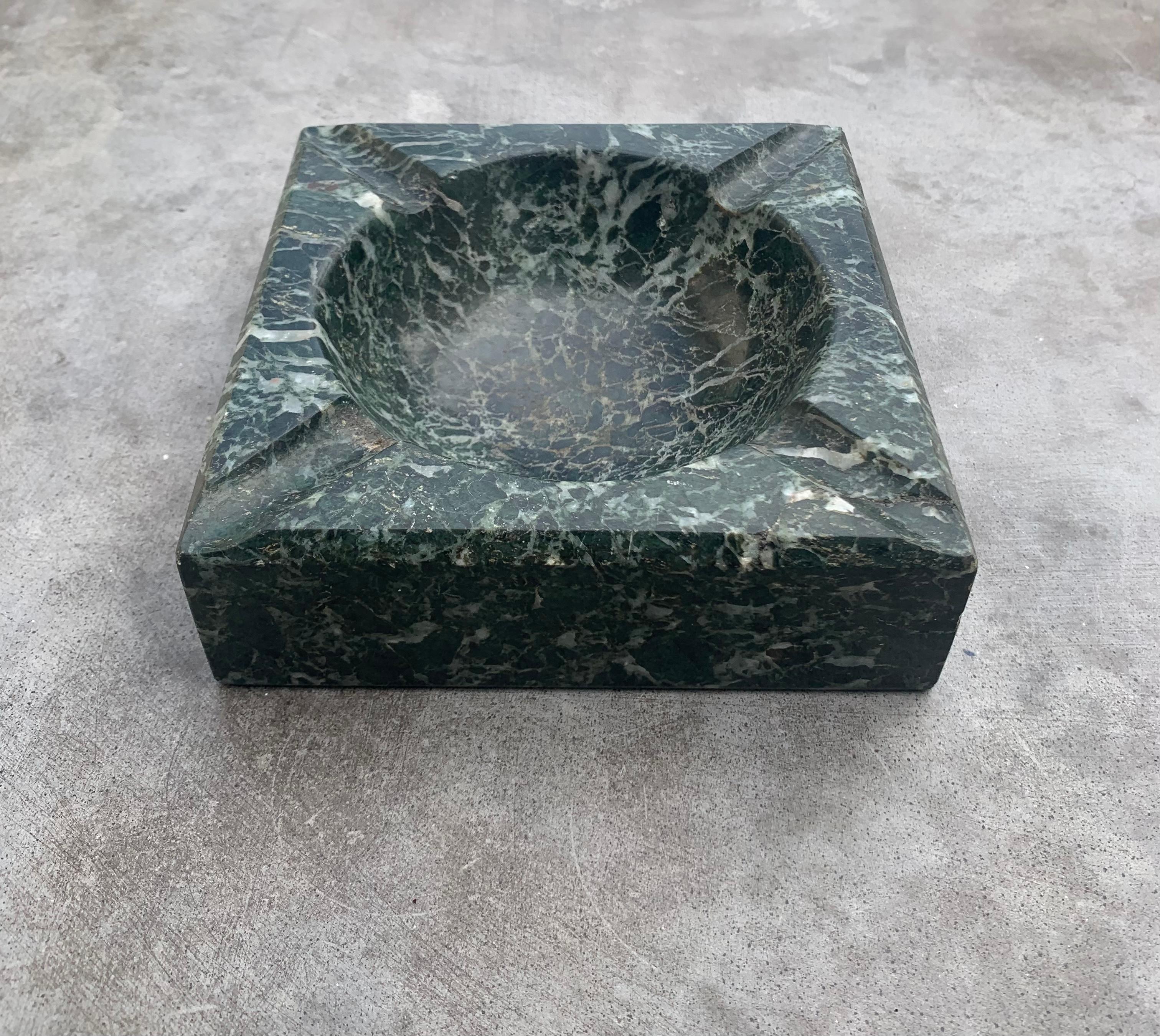 Mid-Century Modern Vintage Italian chunky green marble ashtray, 1960s