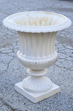 Vintage Italian Classical Cast Iron Large Urn Form Garden Outdoor Planter
