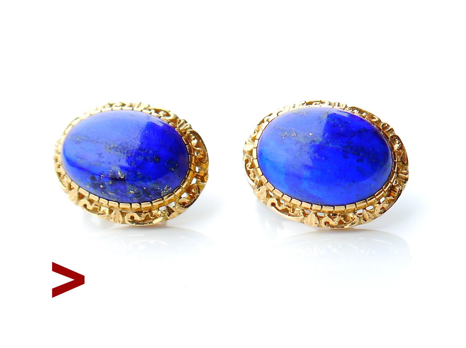 A pair of nice Italian clips in solid 18K Yellow Gold with bezel set cabochons of natural Lapis Lazuli stones 18 mm x 13 mm x 6mm deep / ca. 12.5 ct each. Each bezel 22 mm x 17 mm.

Secure tight locks with set of Italian hallmarks / metal was tested