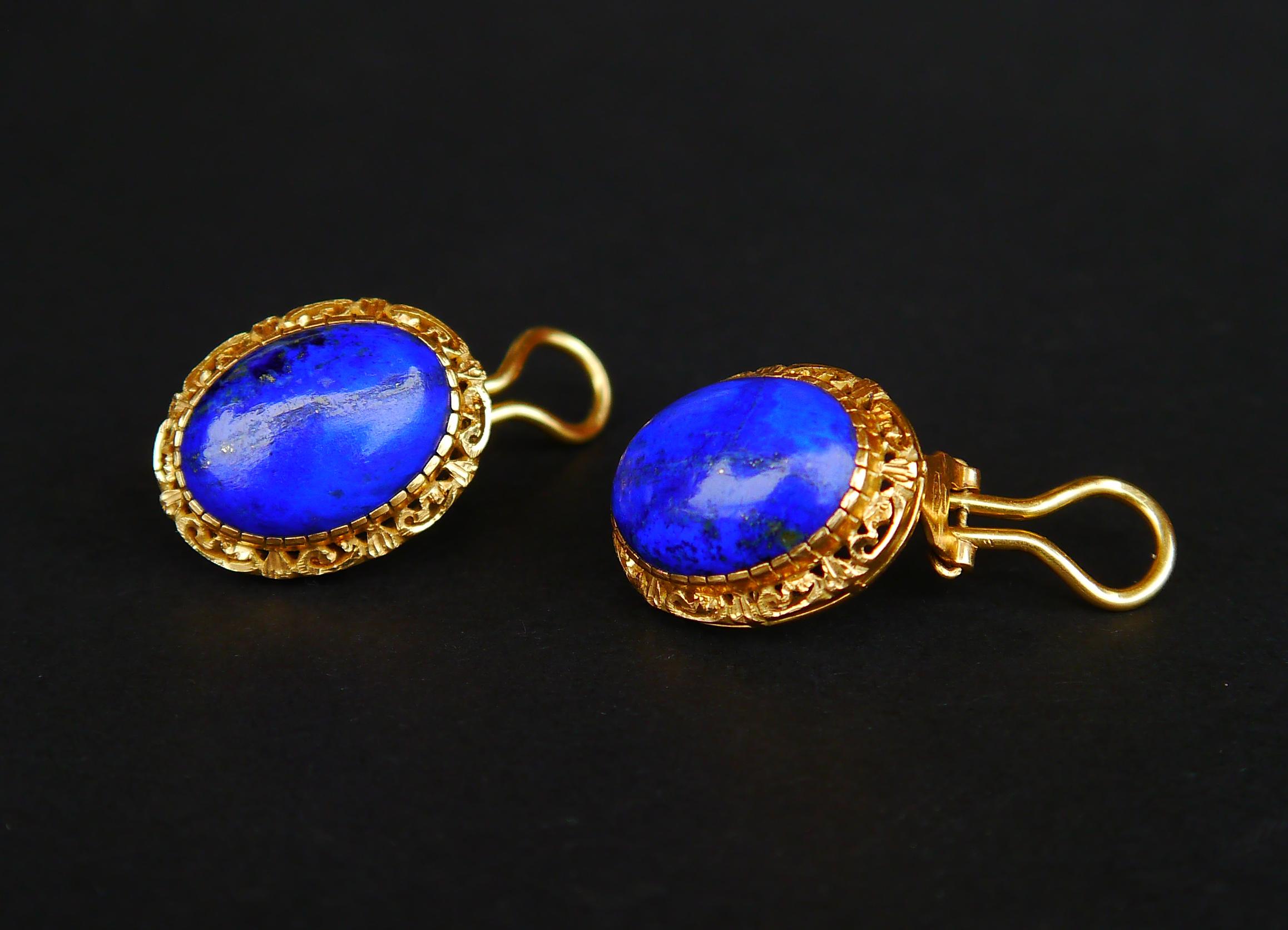 Vintage Italian Clips Earrings 25ctw natural Lapis Lazuli solid 18K Gold / 14 gr For Sale 4