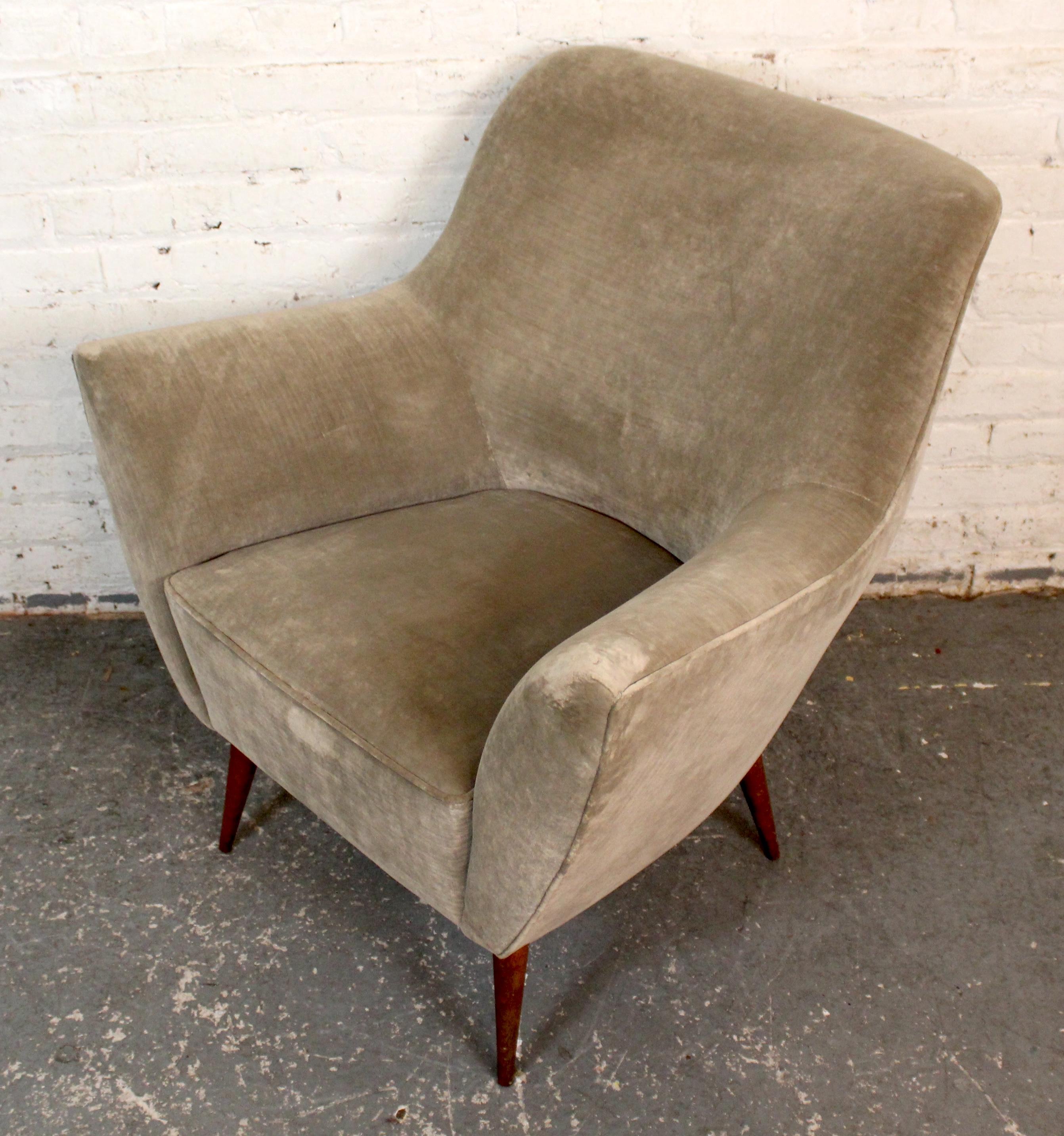 Vintage Italian Club Chair & Ottoman Attribué à Ico Parisi en vente 1