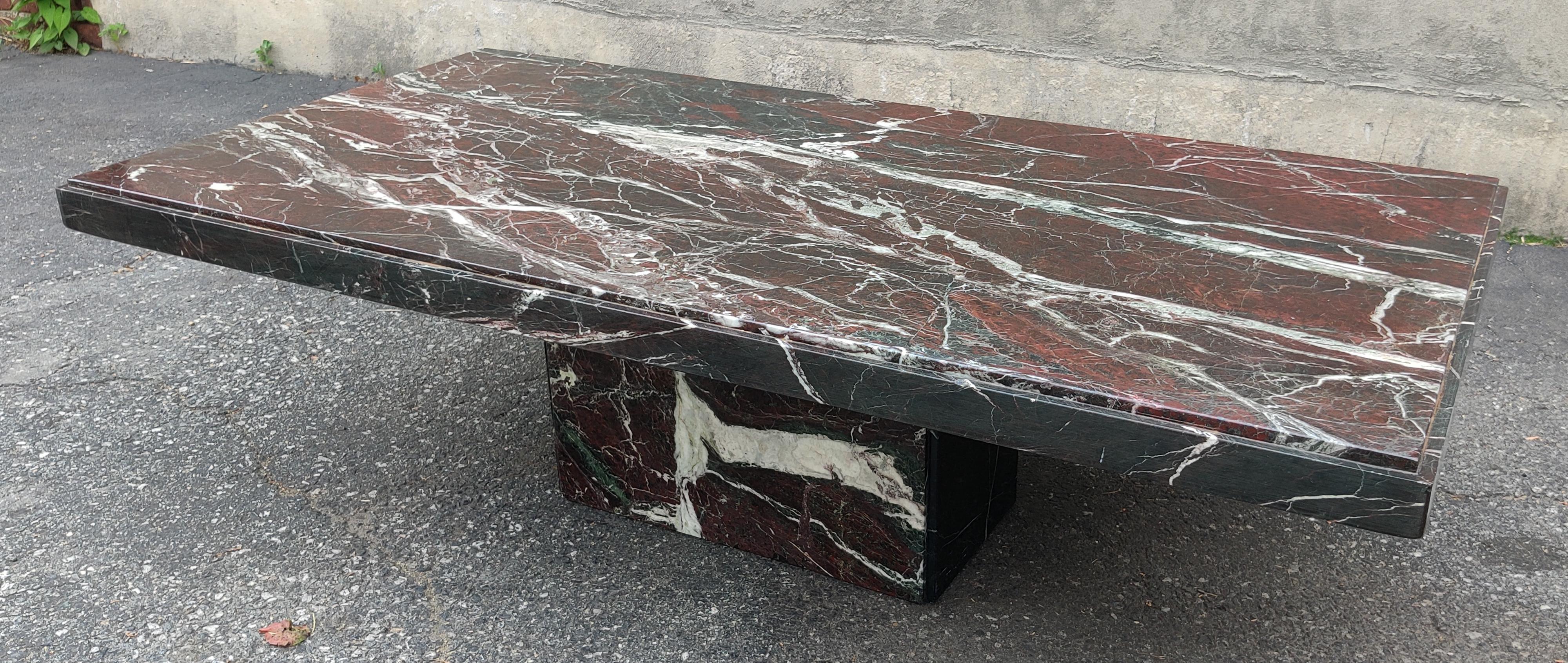 Mid-Century Modern Superb Italian Coffee Table in Rosso Levanto Marble, red green white, 1970s For Sale