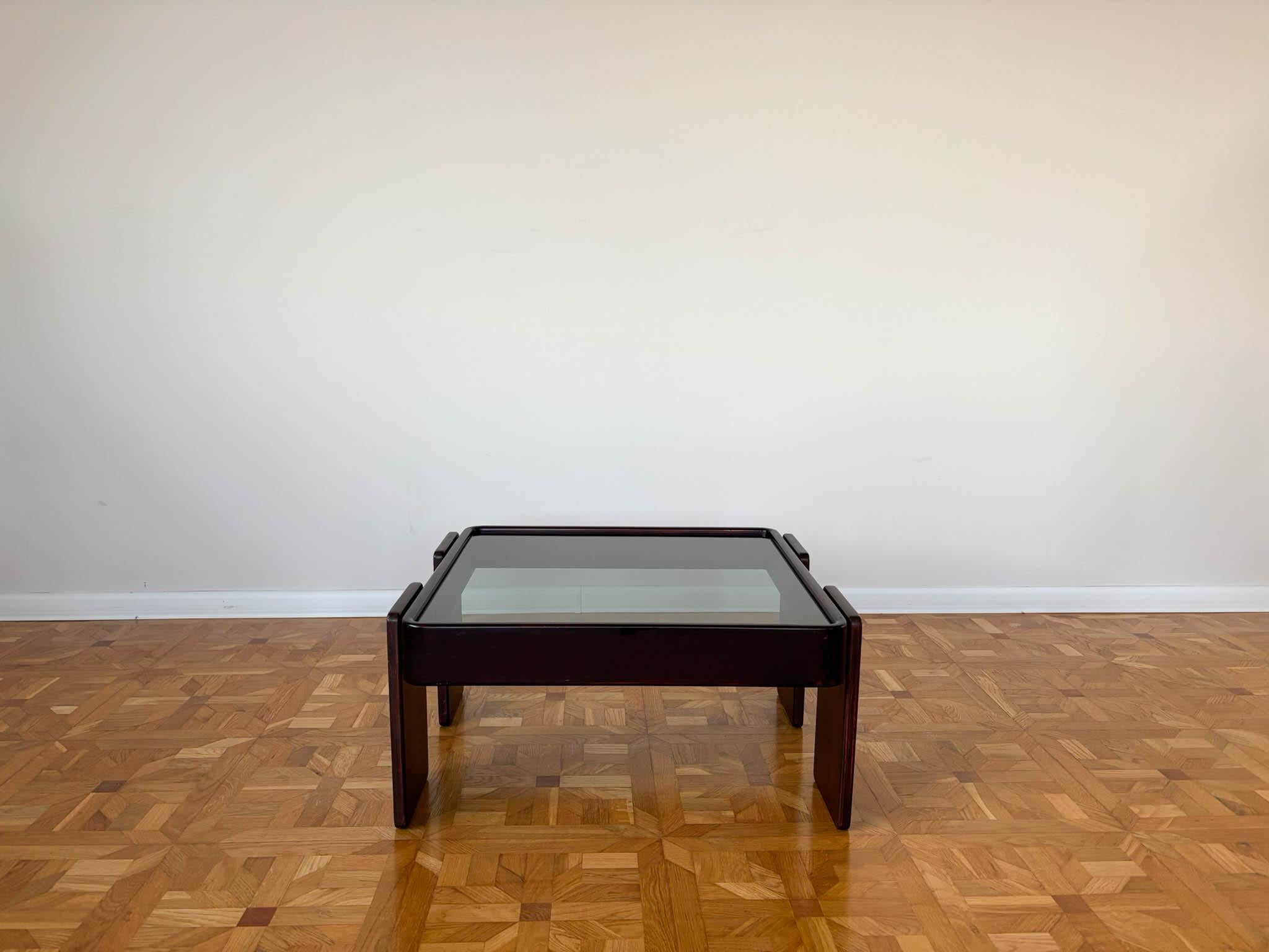 Coffee Nesting Table by Gianfranco Frattini for Cassina Italy set of 3 1970s In Good Condition In Radomsko, Województwo łódzkie