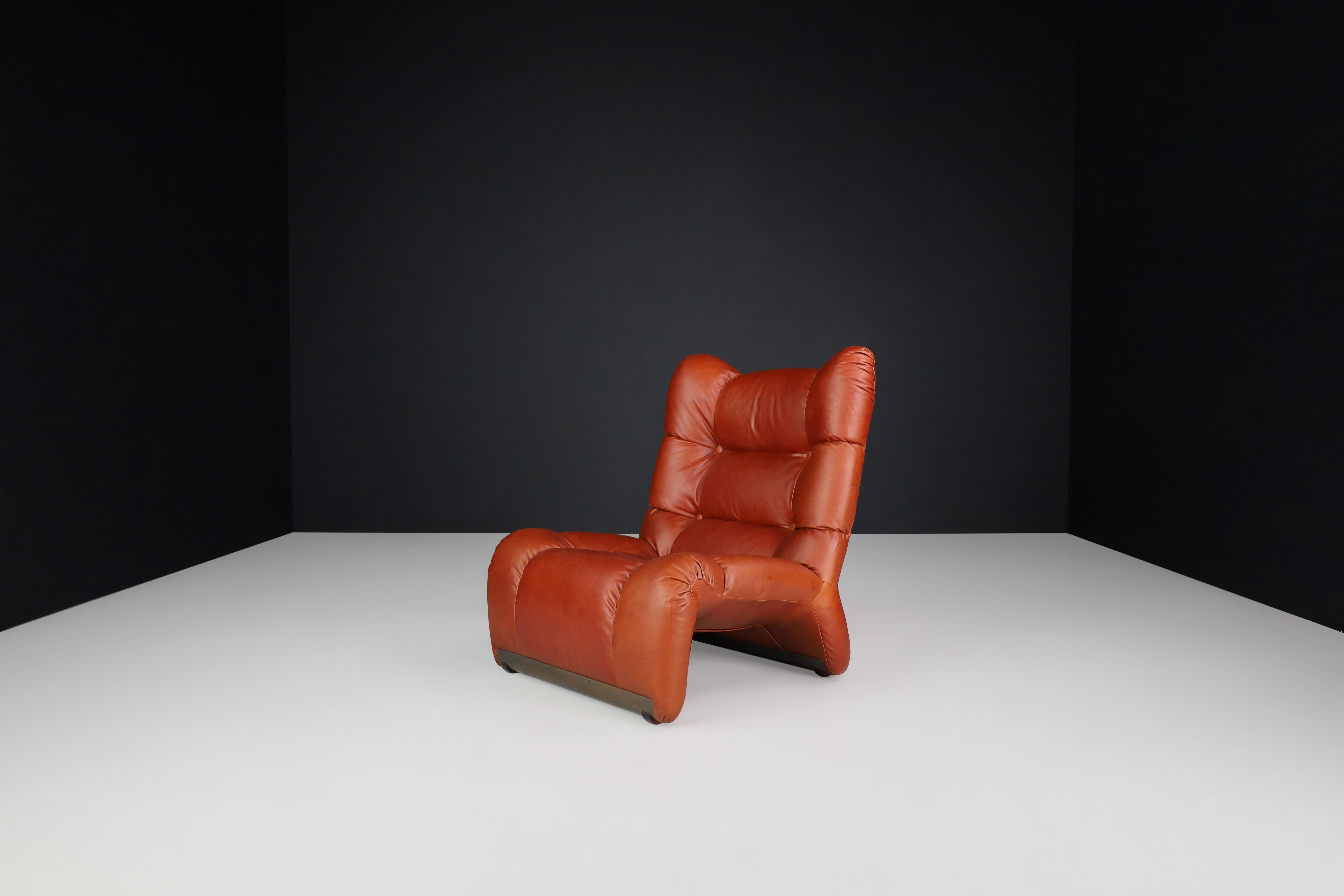 Vintage Italian Cognac Leather Lounge Chair with Ottoman, 1970s For Sale 2