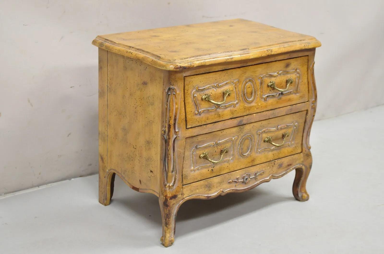 Vintage Italian Commode Jewelry Box Chest Miniature French Louis XV Style In Good Condition For Sale In Philadelphia, PA