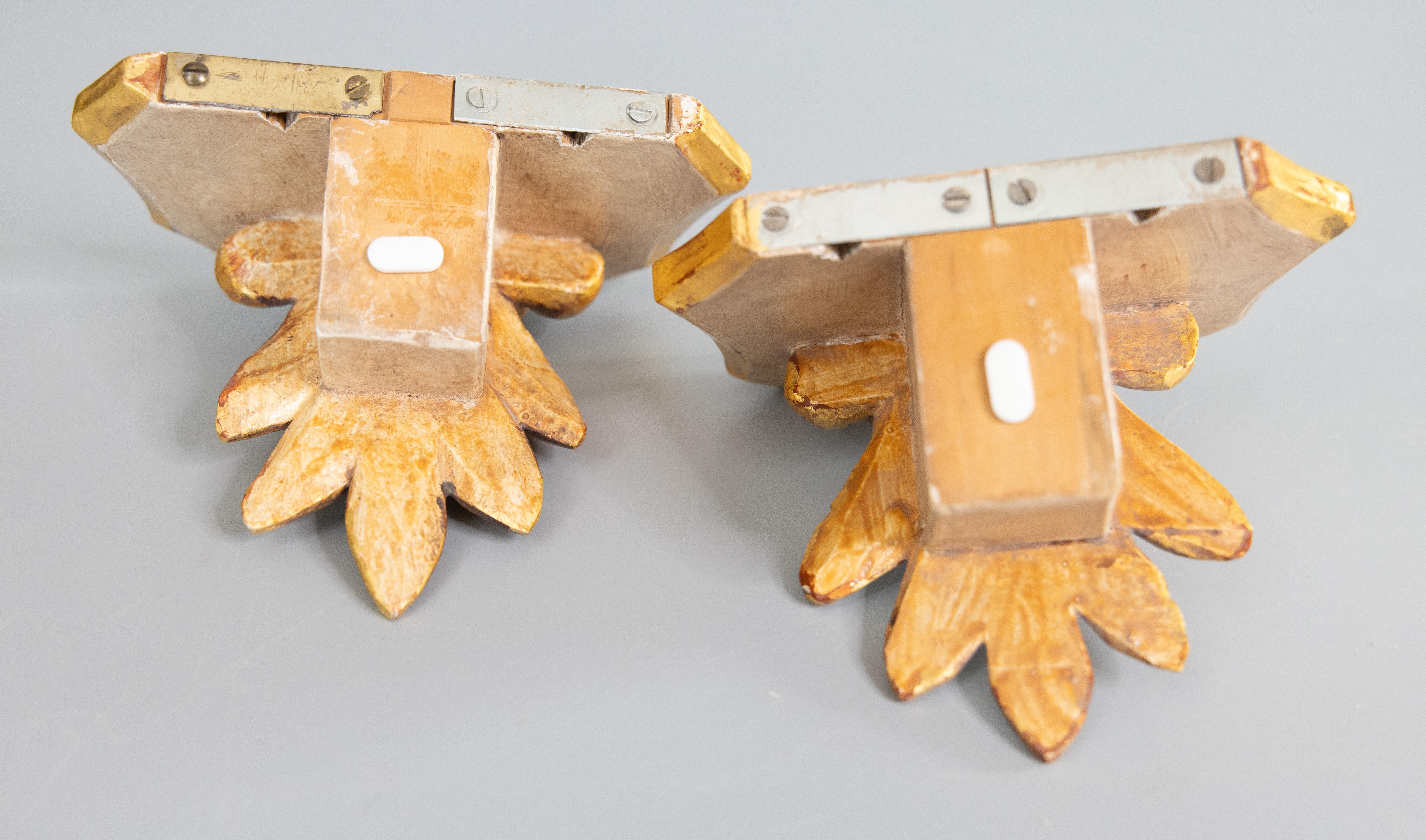 Vintage Italian Consoles / Wall Brackets, a Pair For Sale 1