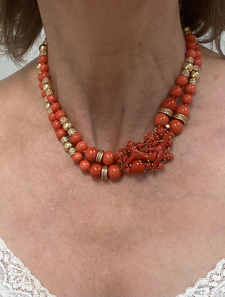 Vintage Italian Coral Bead Necklace with Gold Accents For Sale at 1stDibs